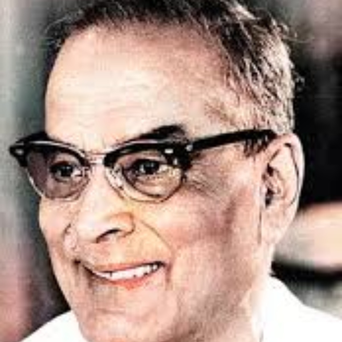 বিধানচন্দ্র রায়ের নেতৃত্বে বাংলায় ব্যাপক শিল্পায়ন ঘটে