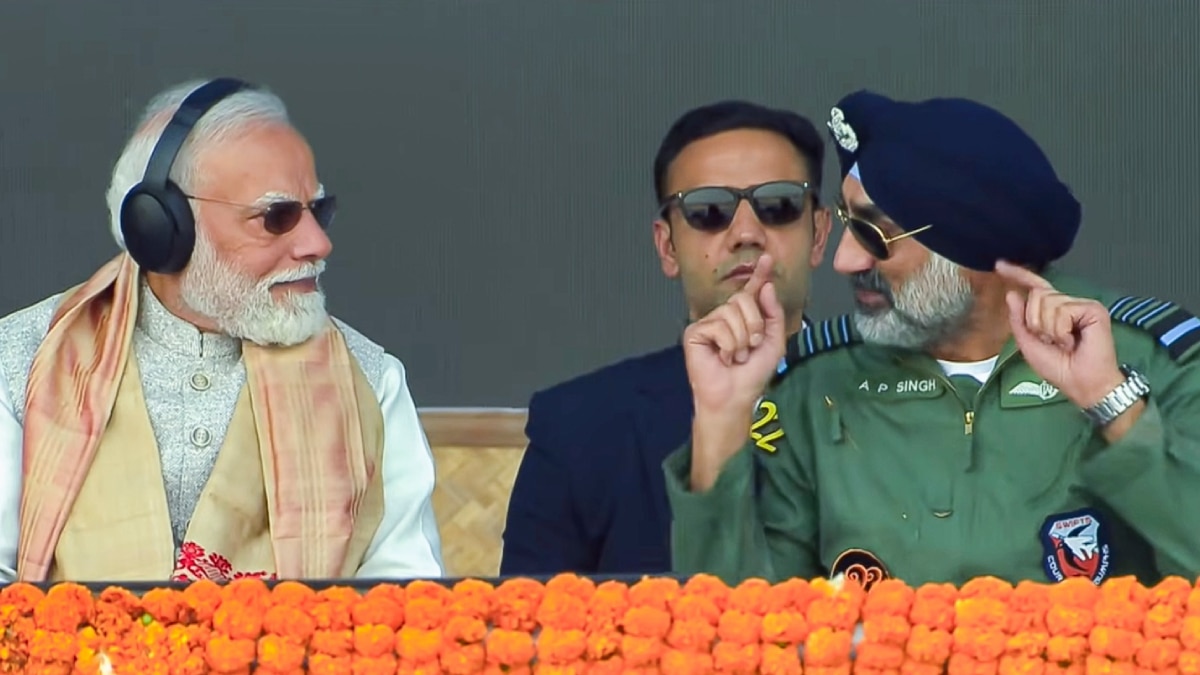 Modi Plane Emergency Landing