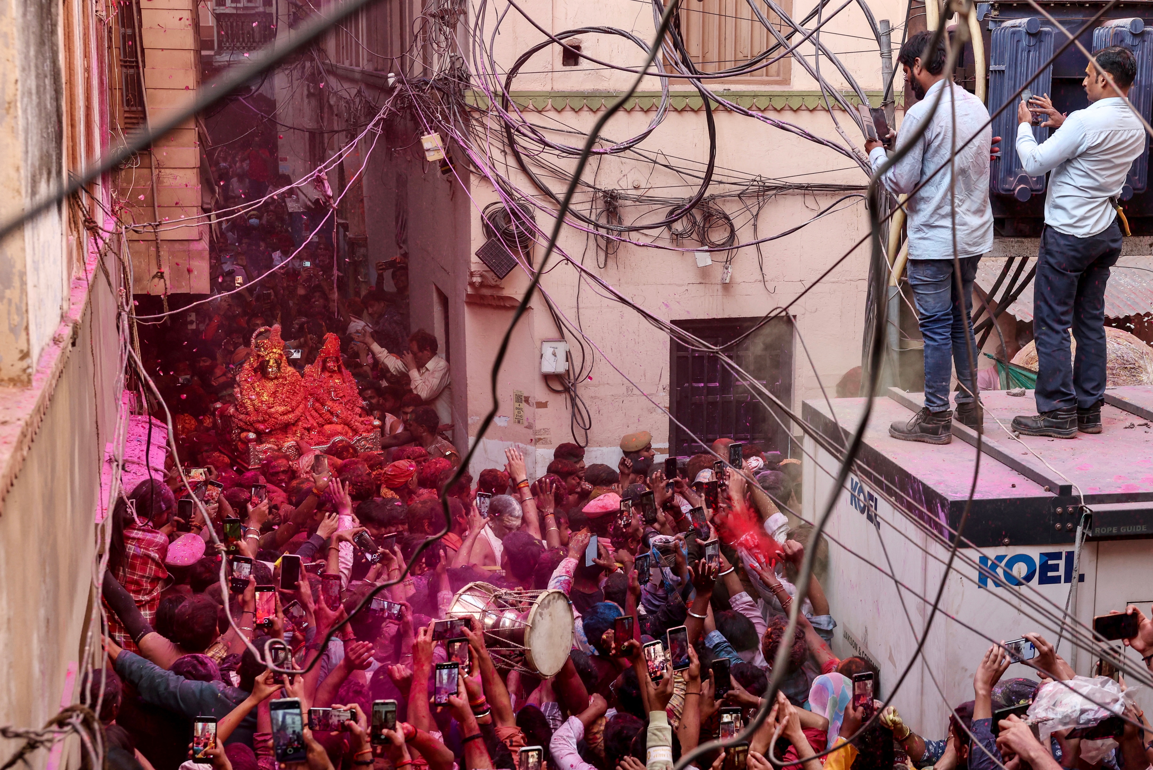 ভগবান শিবের সঙ্গে এর সম্পর্ক কী? ভগবান শিবের সঙ্গে এর সম্পর্ক কী?
