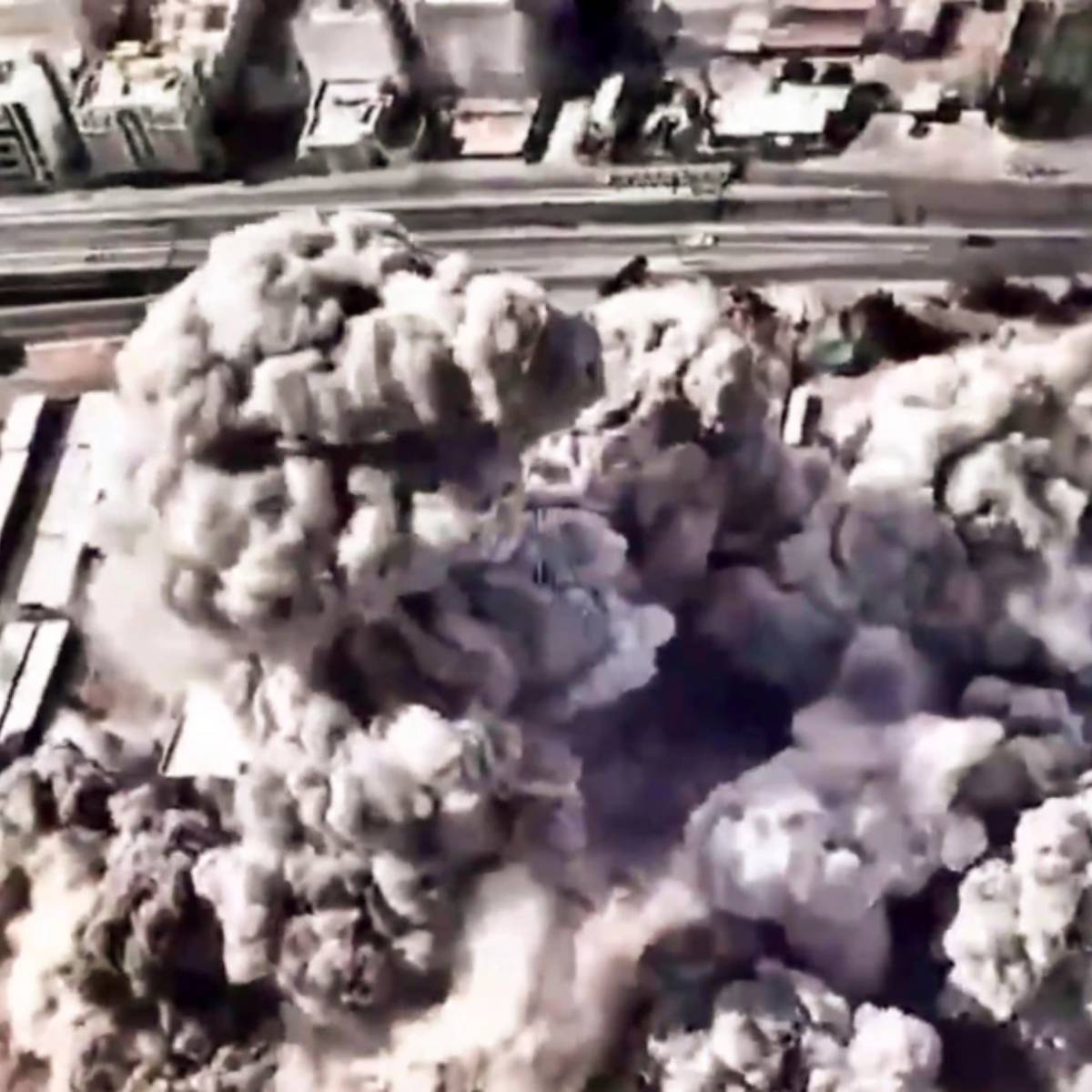 ২০২৪ সালের 'ইরান ট্র্যাপ' বক্তৃতায়, জিয়াং তিনটি গুরুত্বপূর্ণ ভবিষ্যদ্বাণী তুলে ধরেন: প্রথমত, ট্রাম্পের ক্ষমতায় ফিরে আসা। দ্বিতীয়ত, অরি আমলে ইরানের সঙ্গে সংঘর্ষ। তৃতীয়ত, দীর্ঘস্থায়ী সংঘাতে জয় পাওয়া আমেরিকার পক্ষে কঠিন হবে। এই কারণেই তাঁর বক্তৃতা আবারও খবরে