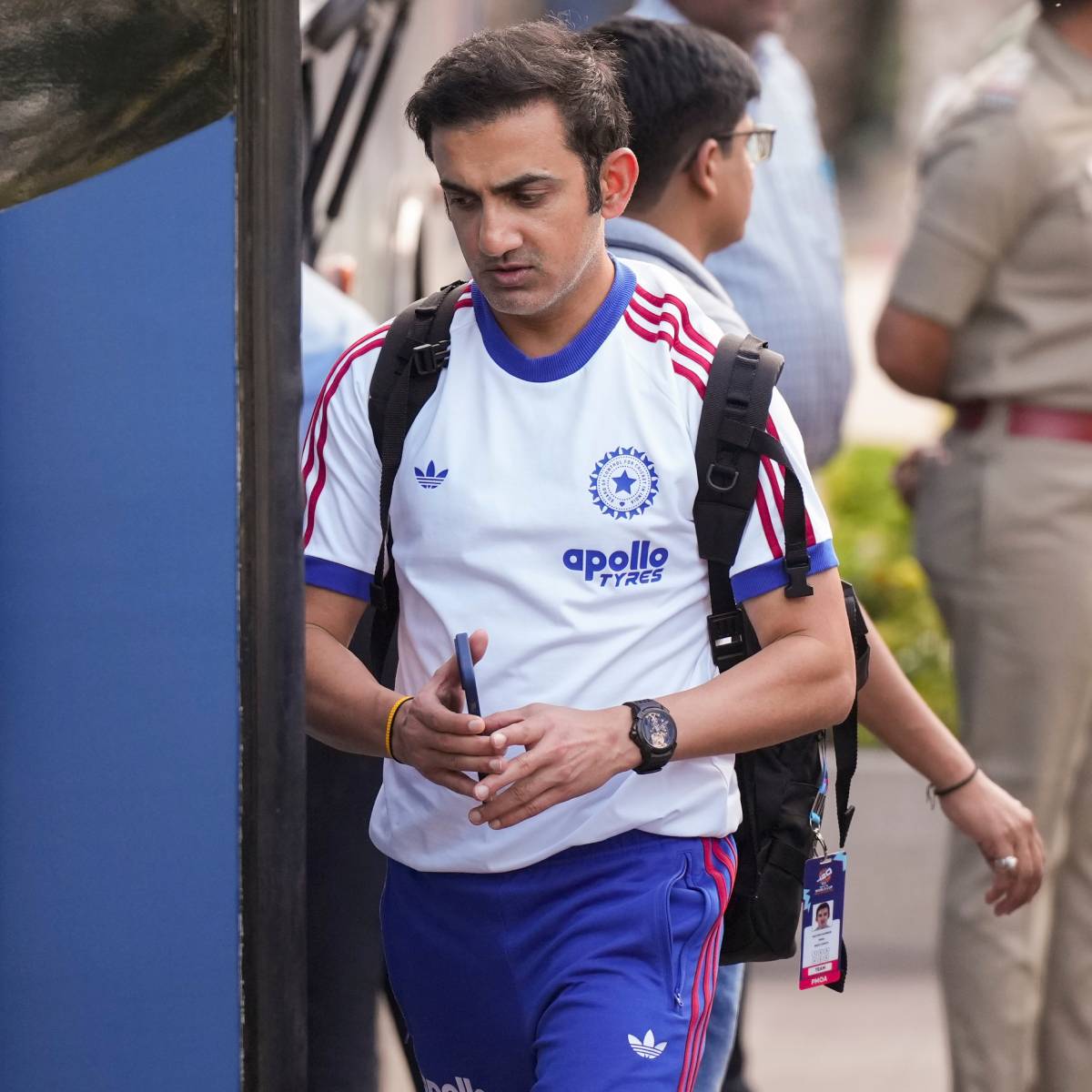 লাইভ স্ট্রিমিং দেখতে পাবেন হটস্টারে। সেক্ষেত্রে কিন্তু সাবস্ক্রিপশন নিতে হবে।