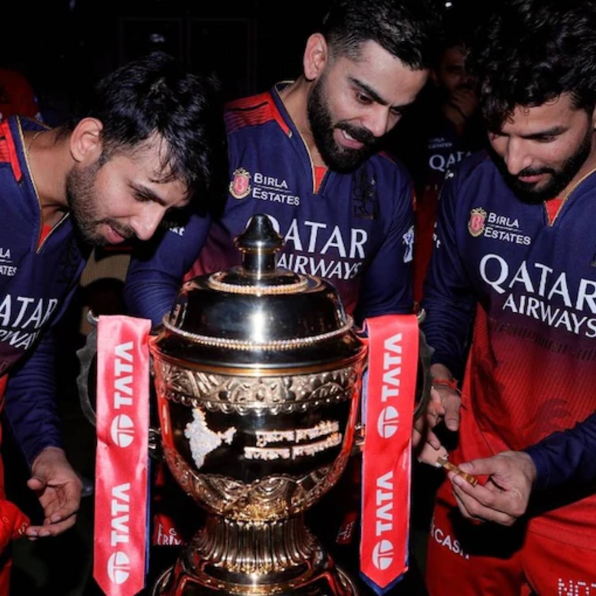 সেটা শক্তিশালী ব্যাটিং হোক, টপ অর্ডারে স্থিতিশীলতা আনা হোক, কিংবা মিডল অর্ডারে ফিনিশিং দেওয়া হোক-বিদেশি খেলোয়াড়রা প্রায়শই আইপিএলে ম্যাচের গতিপথ বদলে দেন। সেটা শক্তিশালী ব্যাটিং হোক, টপ অর্ডারে স্থিতিশীলতা আনা হোক, কিংবা মিডল অর্ডারে ফিনিশিং দেওয়া হোক-বিদেশি খেলোয়াড়রা প্রায়শই আইপিএলে ম্যাচের গতিপথ বদলে দেন।