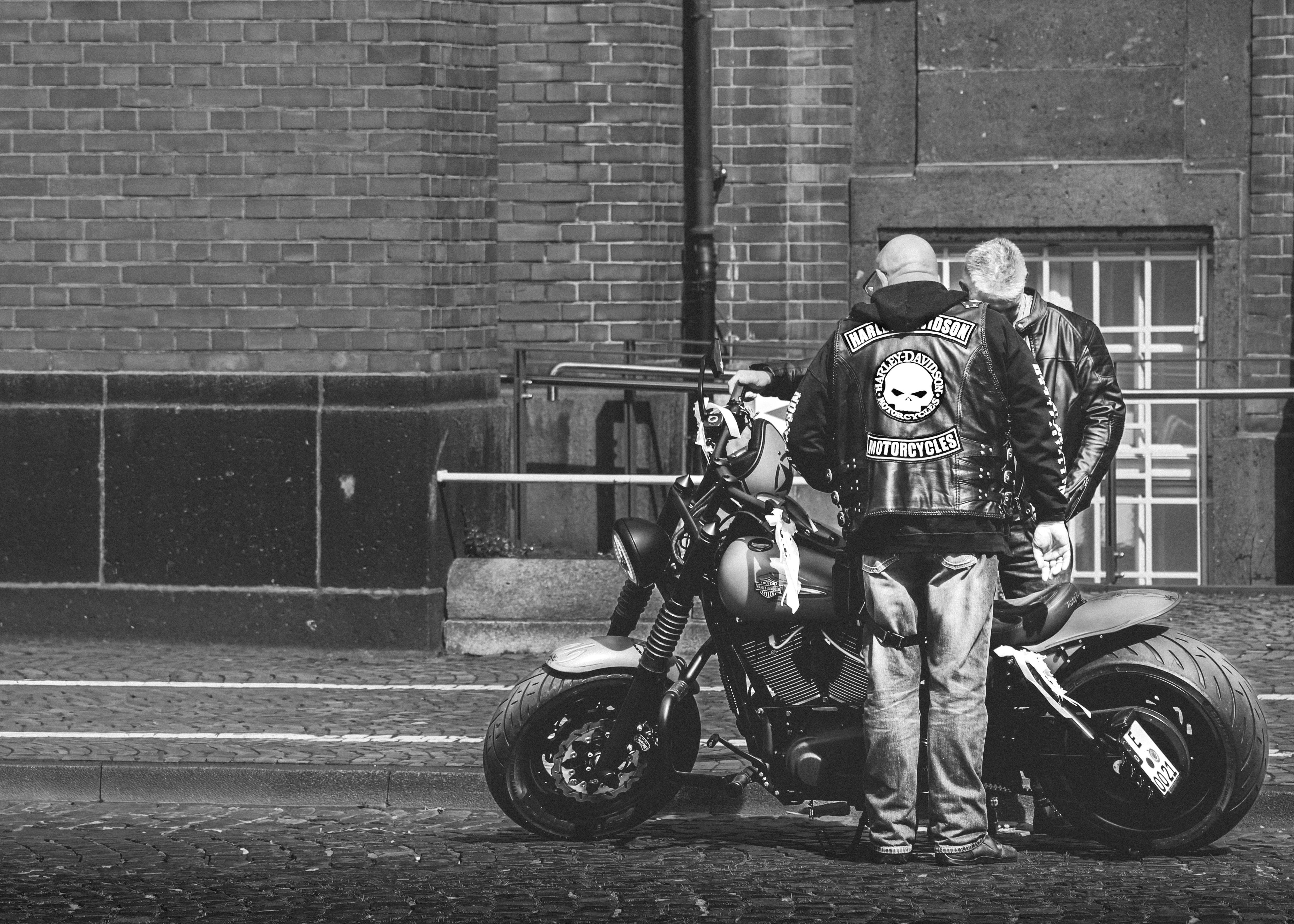 ইন্টারেস্ট কত শতাংশ পড়ছে