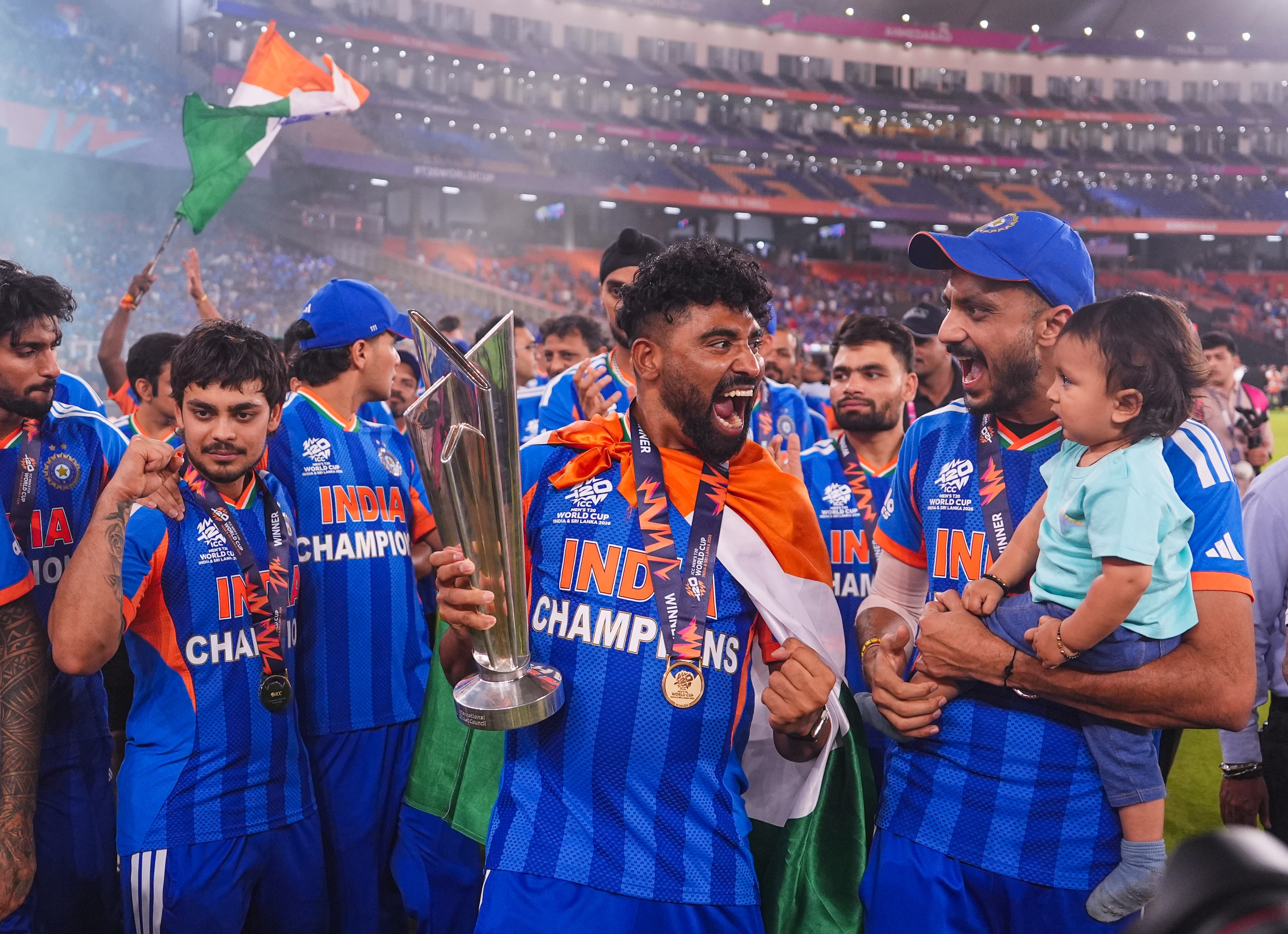 সদ্য বাবাকে হারিয়ে রিঙ্কু সিং ফিরেছেন সদ্য বাবাকে হারিয়ে রিঙ্কু সিং ফিরেছেন