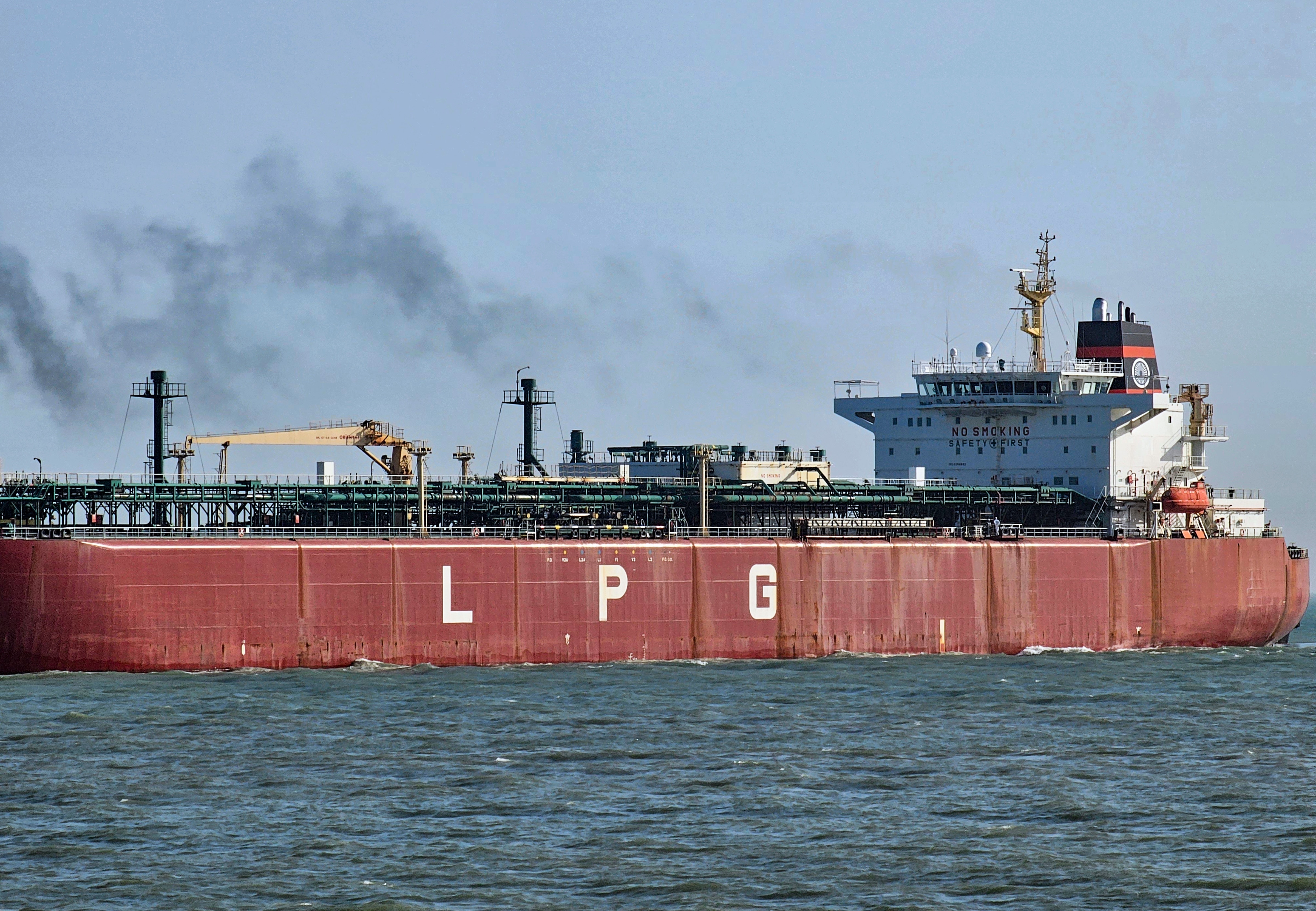 শত্রুরাষ্ট্রের জন্য বন্ধ শত্রুরাষ্ট্রের জন্য বন্ধ