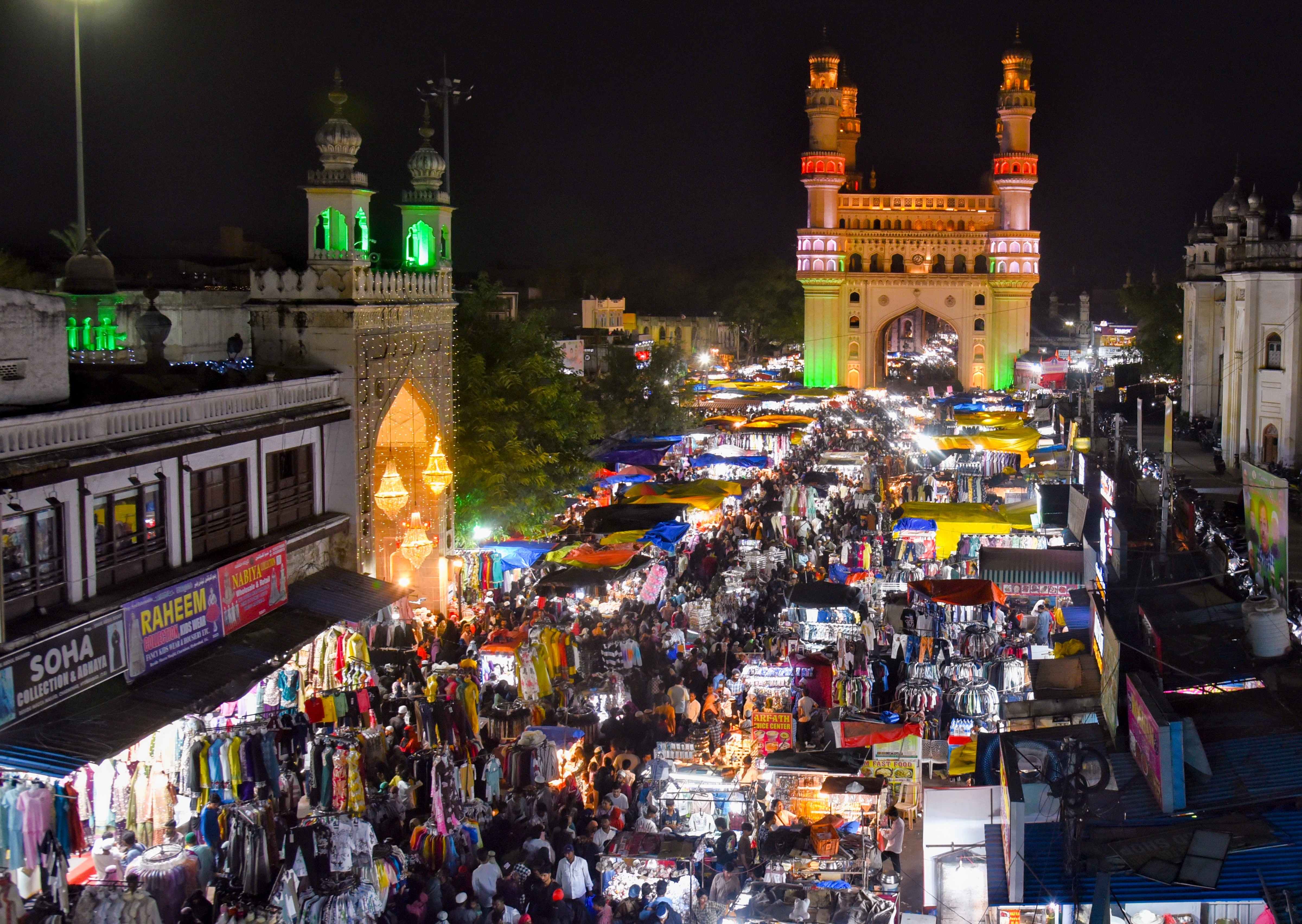 পরিবারের সঙ্গে সময় কাটানো 