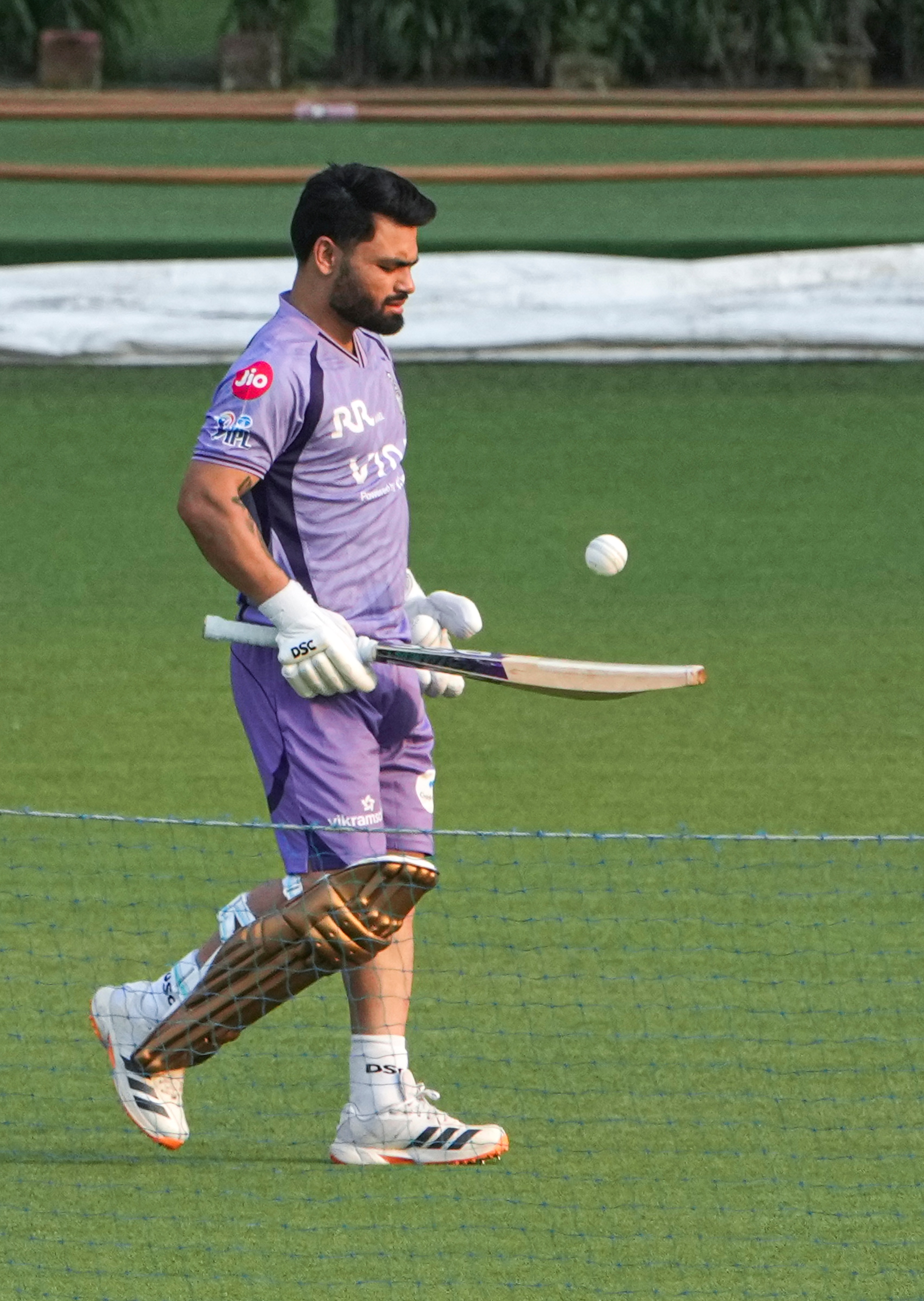 পাশাপাশি উদ্বোধনী অনুষ্ঠান, প্রথম ম্যাচ, প্লে-অফ ও ফাইনাল-সব মিলিয়ে এবারের টুর্নামেন্টের কেন্দ্রবিন্দু হতে চলেছে এই ভেন্যু। পাশাপাশি উদ্বোধনী অনুষ্ঠান, প্রথম ম্যাচ, প্লে-অফ ও ফাইনাল-সব মিলিয়ে এবারের টুর্নামেন্টের কেন্দ্রবিন্দু হতে চলেছে এই ভেন্যু।