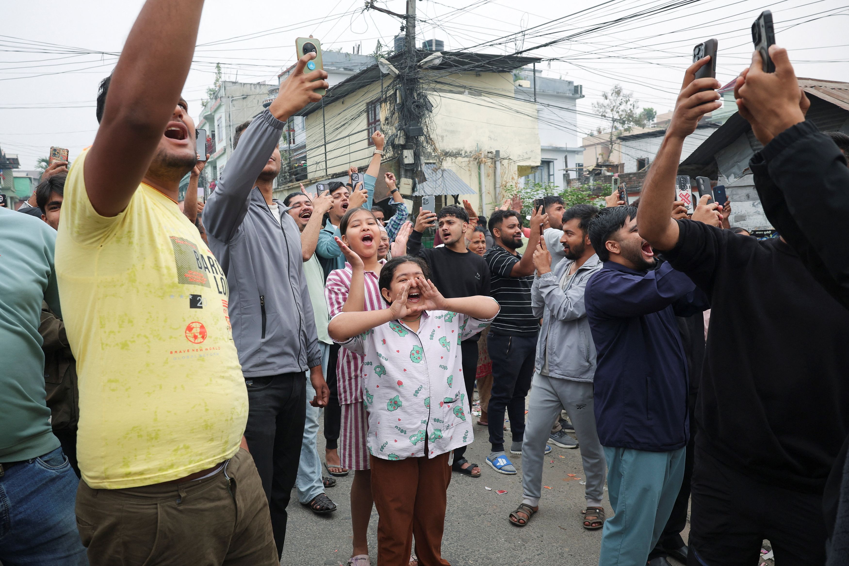 কঠোর পদক্ষেপ নিয়ে সমালোচনা