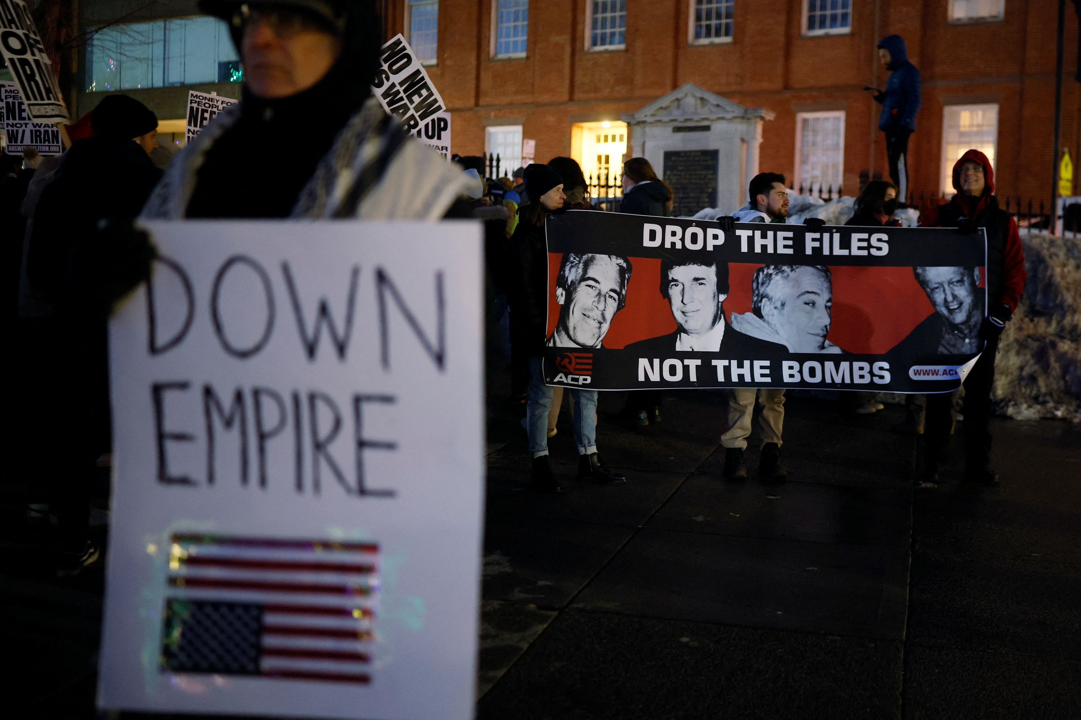 কত দিন ধরে এই যুদ্ধ চলবে? 