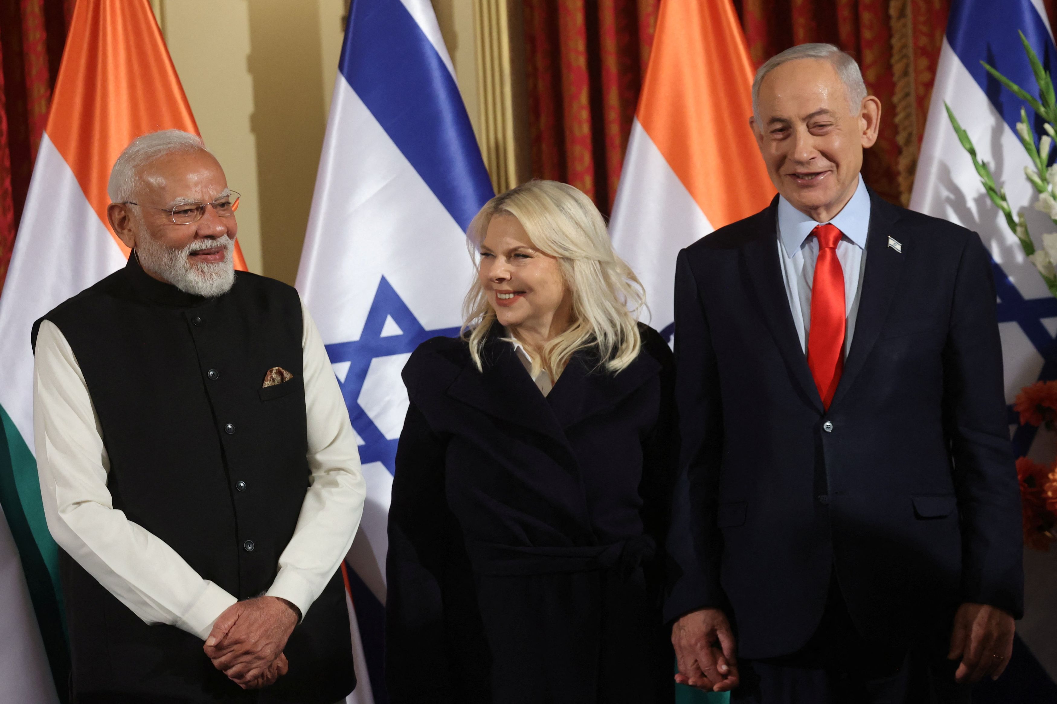 ব্যবসায়িক চুক্তিতেও সই করেছেন মোদী ও নেতানিয়াহু