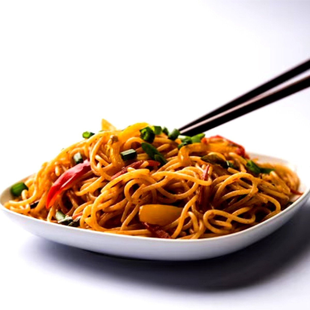 এগ চাউমিন