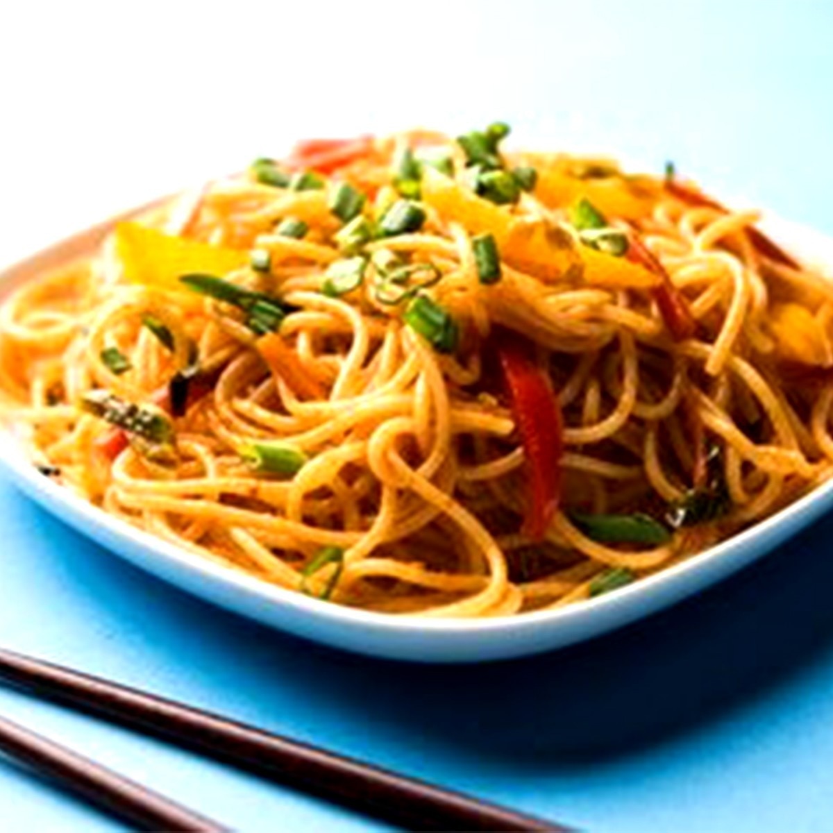 এগ চাউমিন