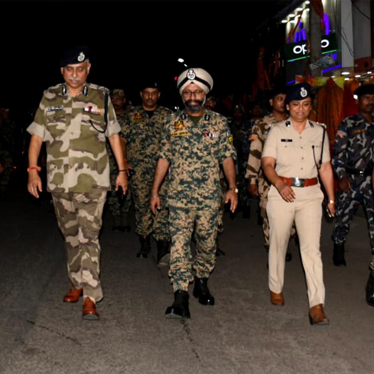 সিআইএসএফ জওয়ান ৮