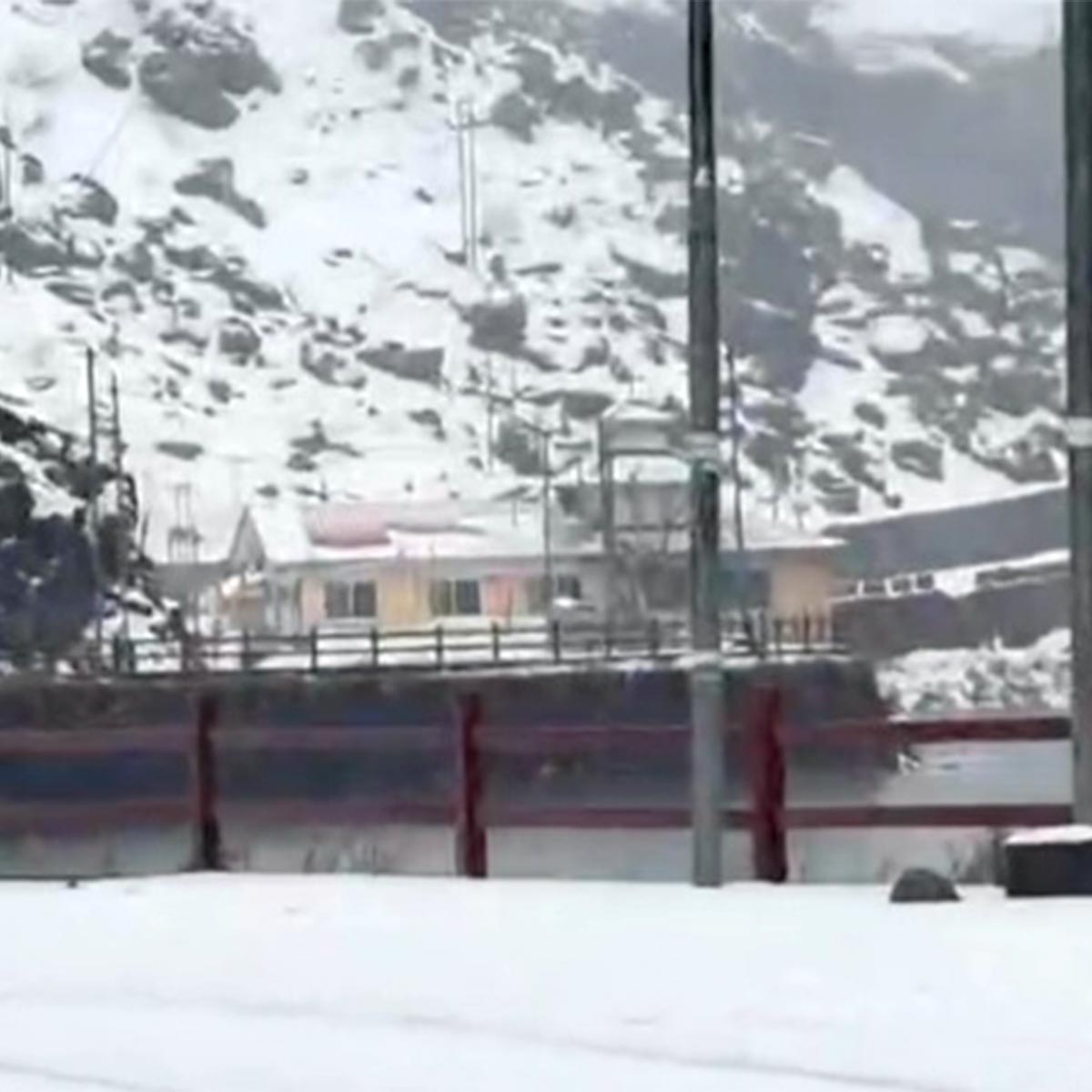 সিকিমে তুষারপাত ৪