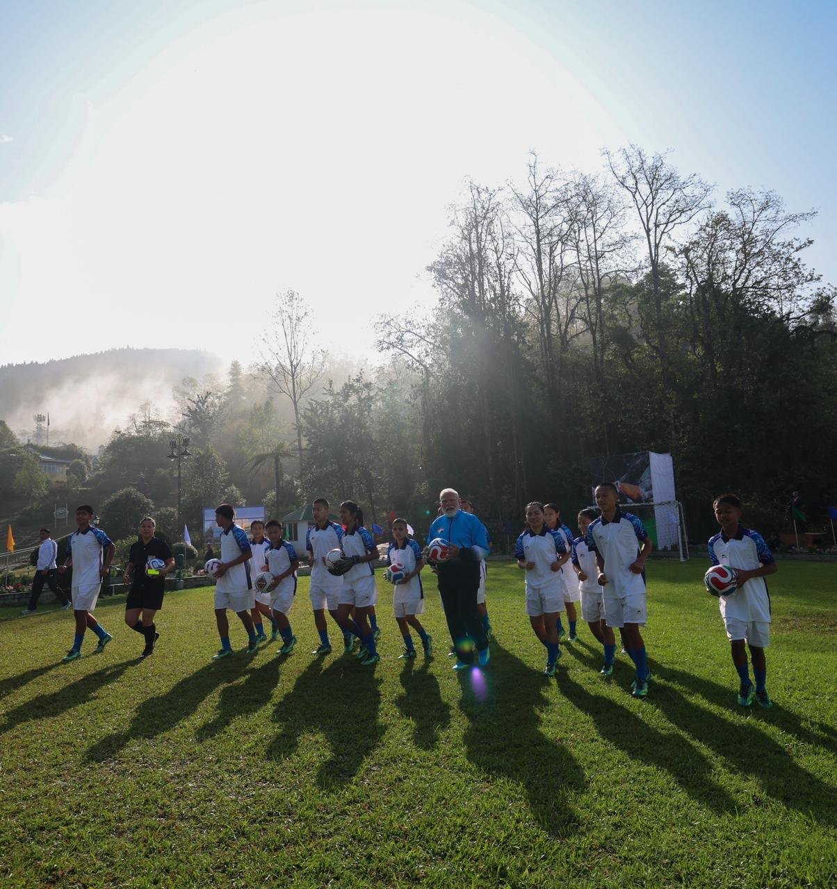 প্রধানমন্ত্রী মোদীর ফুটবল খেলা