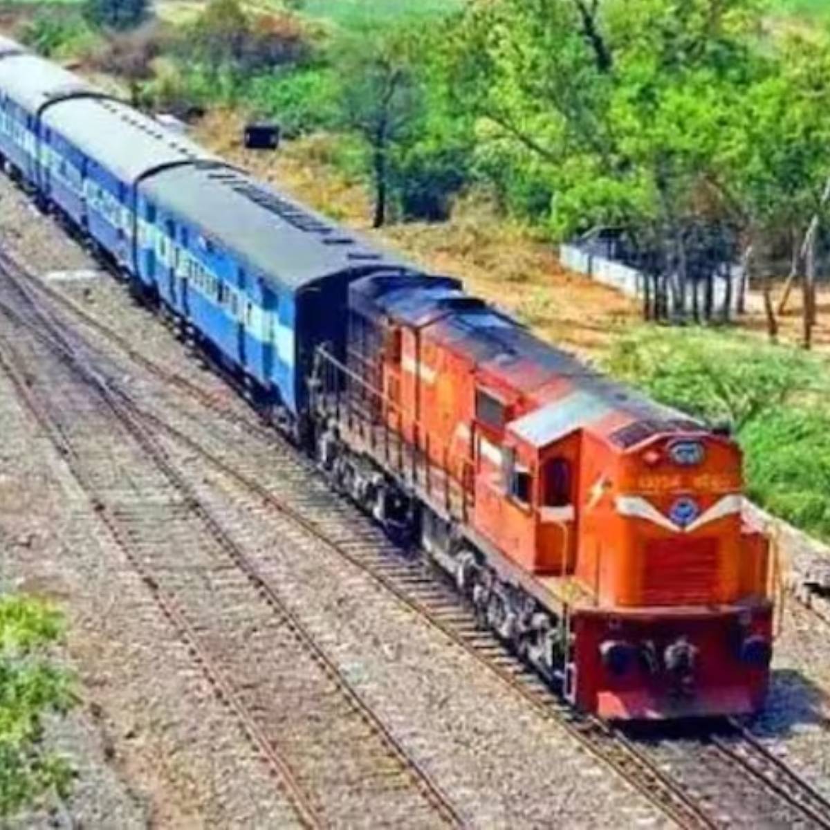 এরপর My Account-এ গিয়ে My Transaction-এ যান। এরপর যেতে হবে Booked Ticket History-তে। এর সঙ্গে নির্দিষ্ট টিকিট বেছে নিন। এবার দেখতে পাবেন Change Boarding Point অপশনটি।