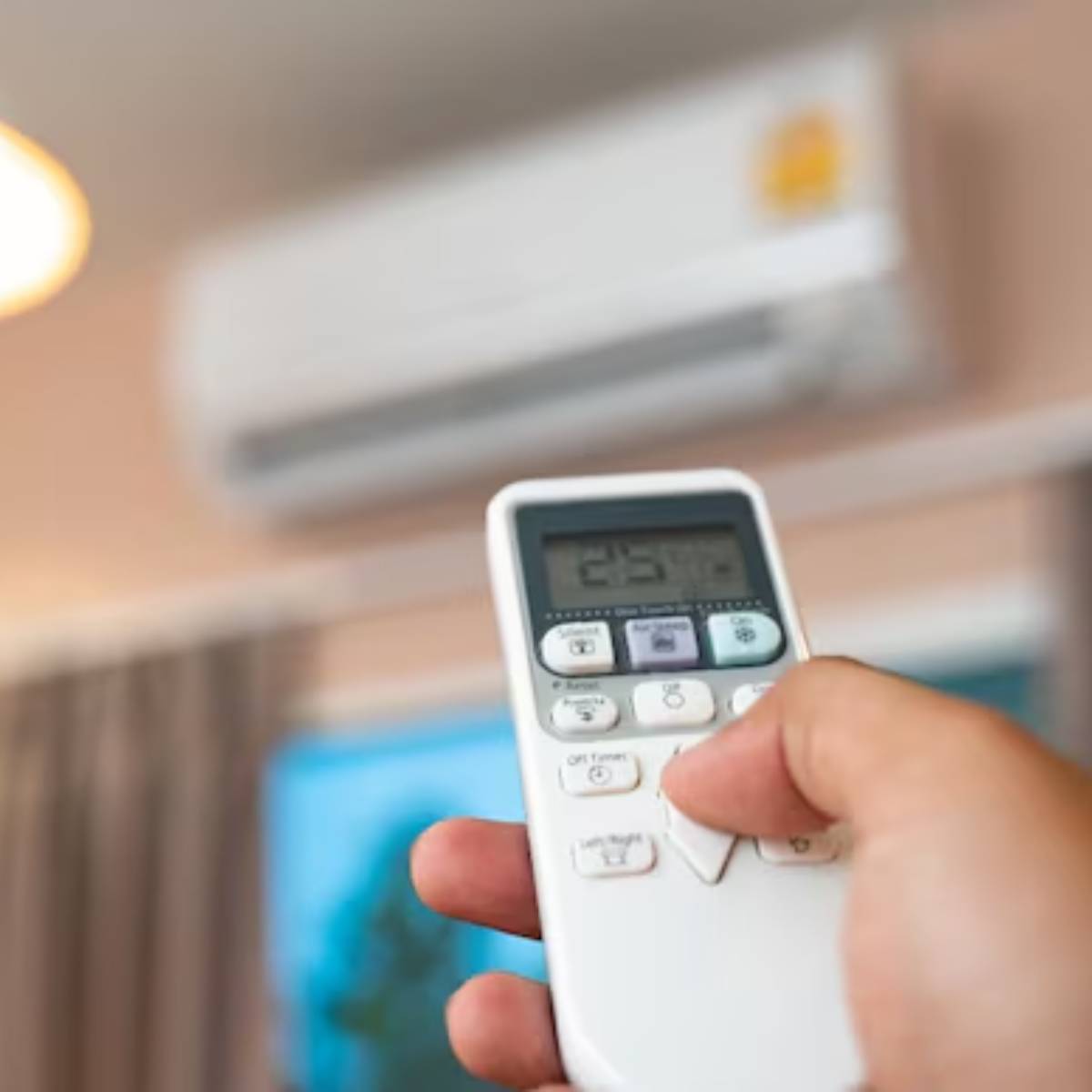 আজিম প্রেমজি বিশ্ববিদ্যালয়ের বিশেষজ্ঞ আদিত্য প্রদ্যুম্নের মতে, পোড়ামাটির পাত্রের সবচেয়ে বড় শক্তি হলো এর নিজস্ব শক্তি। কাদামাটিতে অত্যন্ত সূক্ষ্ম ছিদ্র থাকে। যখন আর্দ্রতা এই পাত্রগুলোর সংস্পর্শে আসে, তখন তা ধীরে ধীরে উপরিভাগে পৌঁছায়। এই আর্দ্রতা বাষ্পীভূত 