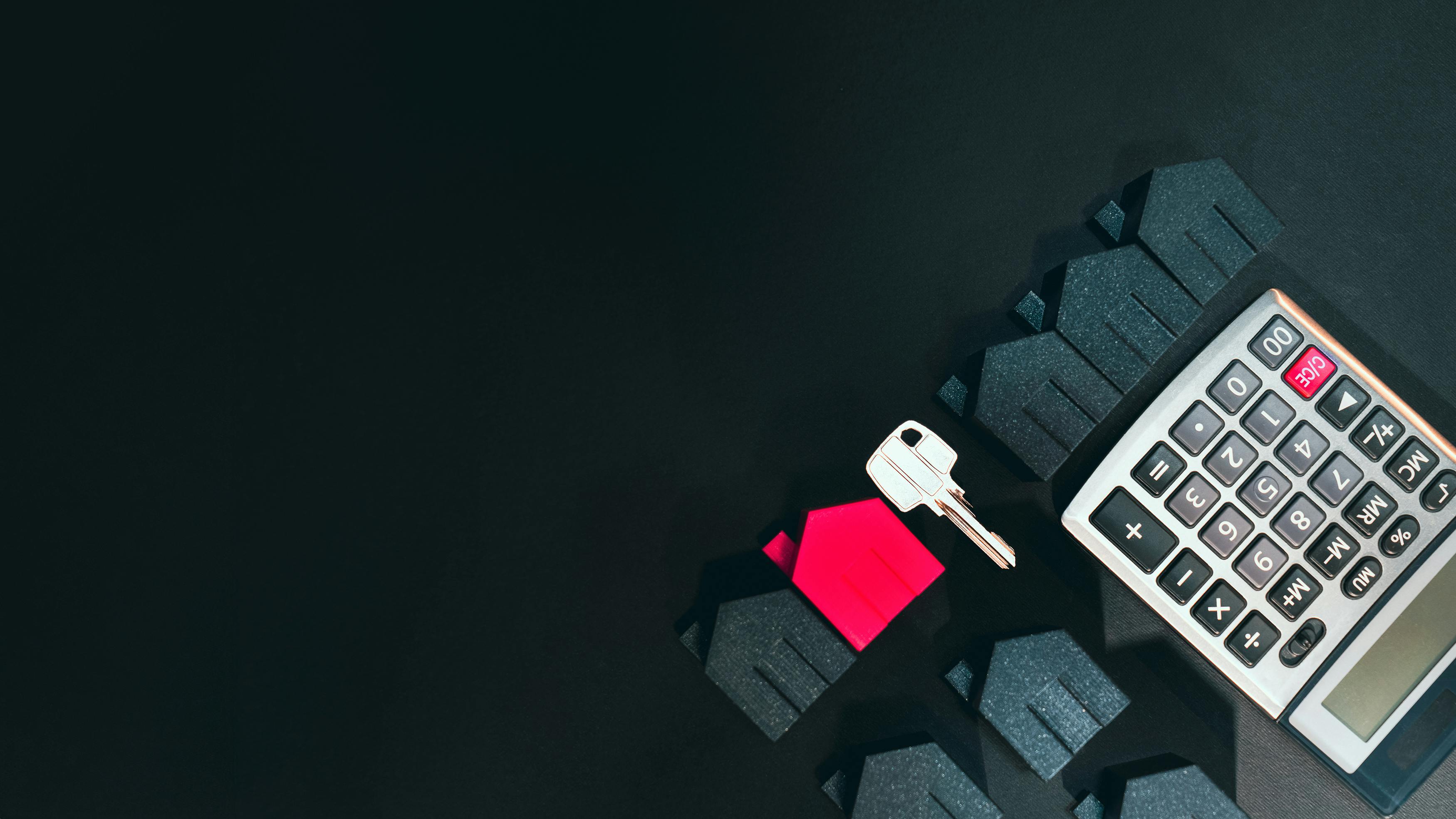 সবার প্রথমে তো আপনার সিবিল স্কোর কমে যাওয়ার আশঙ্কা বাড়বে