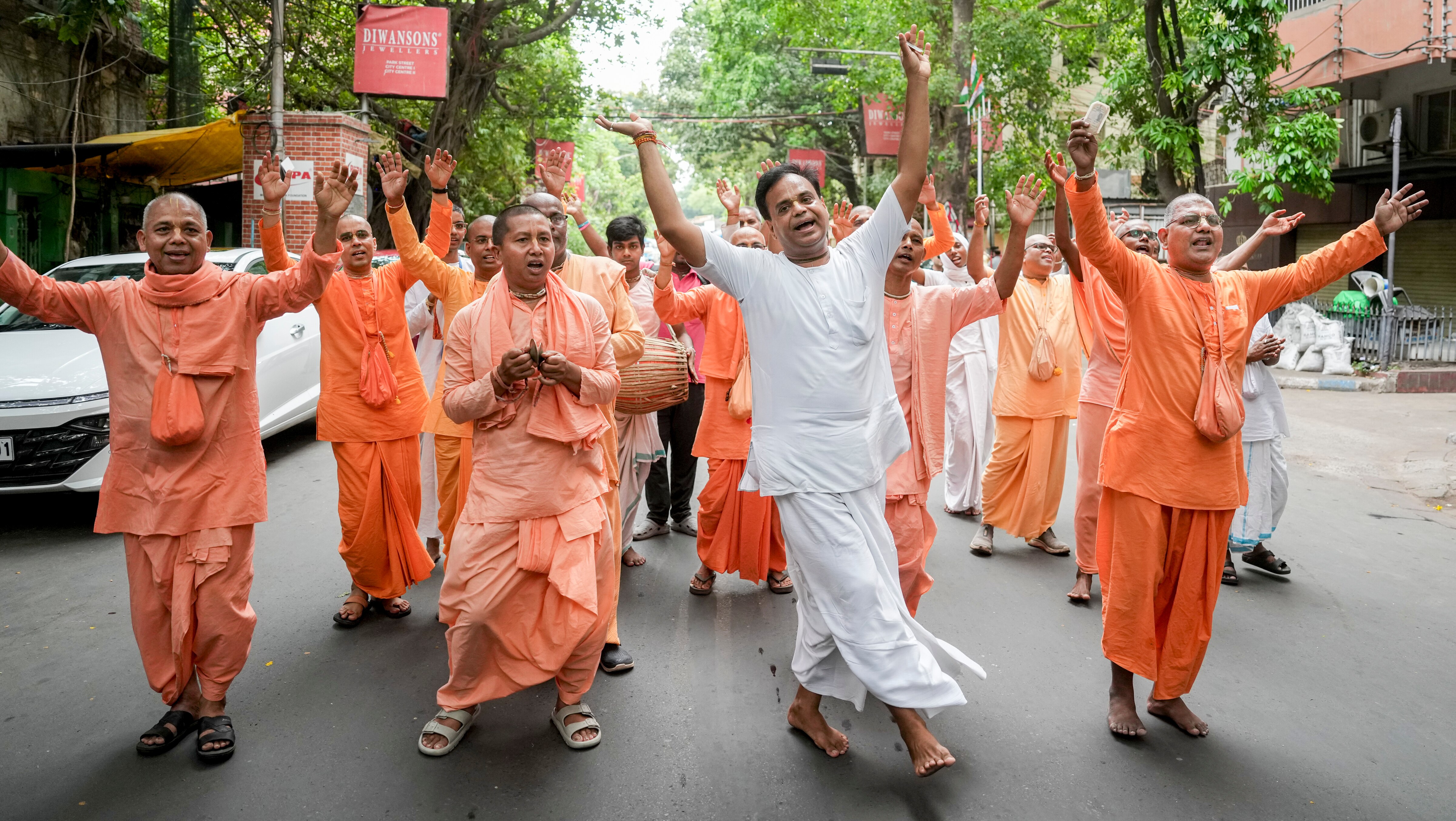 কলকাতা উত্তরে ভোট পড়েছে ৩৮.৩৯ শতাংশ