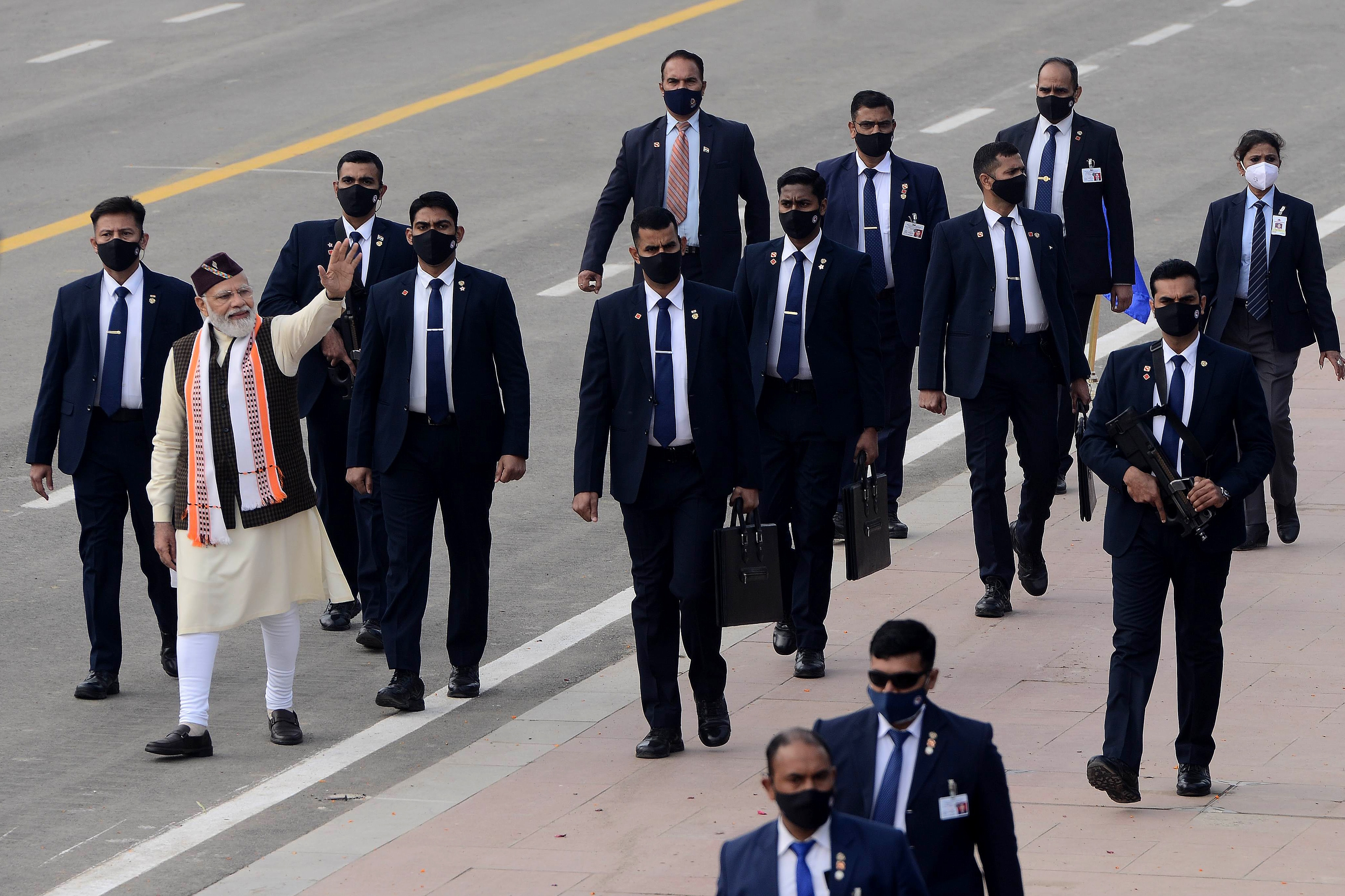 PM মোদীর নিরাপত্তায় থাকা SPG কমান্ডোর চাকরি কীভাবে পাওয়া যায়? PM মোদীর নিরাপত্তায় থাকা SPG কমান্ডোর চাকরি কীভাবে পাওয়া যায়?