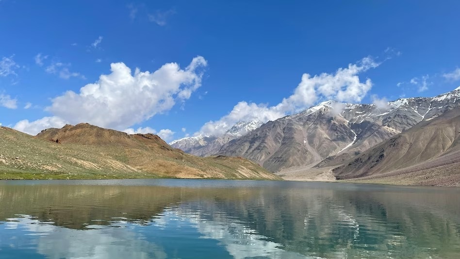 চন্দ্রতাল এলাকায় বিদ্যুৎ সংযোগ সীমিত বা নেই, তাই পাওয়ার ব্যাংক সঙ্গে রাখুন। চন্দ্রতাল এলাকায় বিদ্যুৎ সংযোগ সীমিত বা নেই, তাই পাওয়ার ব্যাংক সঙ্গে রাখুন।