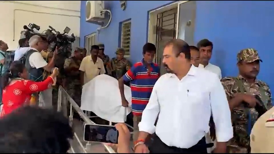 ছয় বছর ধরে একসঙ্গে আছি