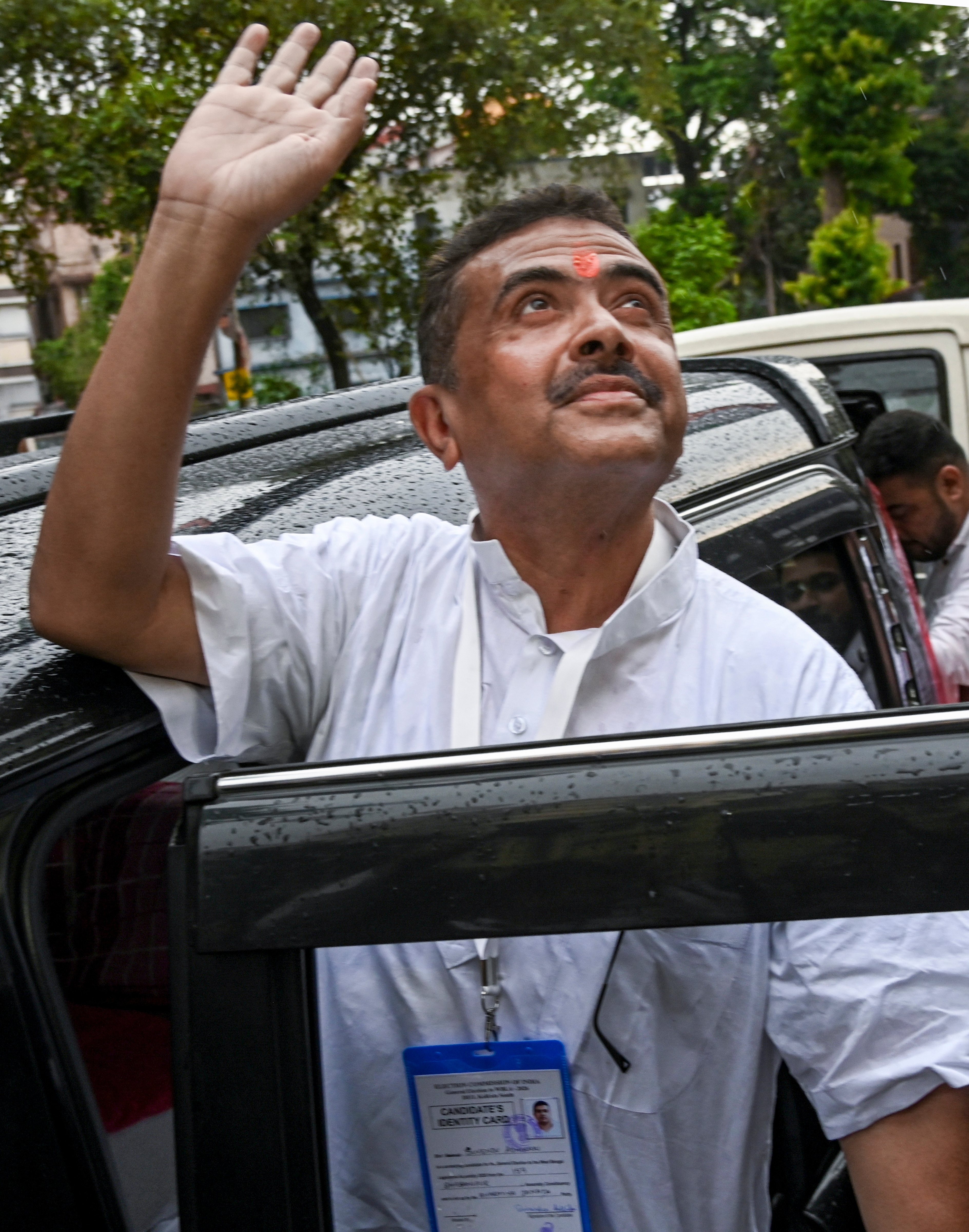 শুভেন্দুকে মুখ্যমন্ত্রী পদে 
