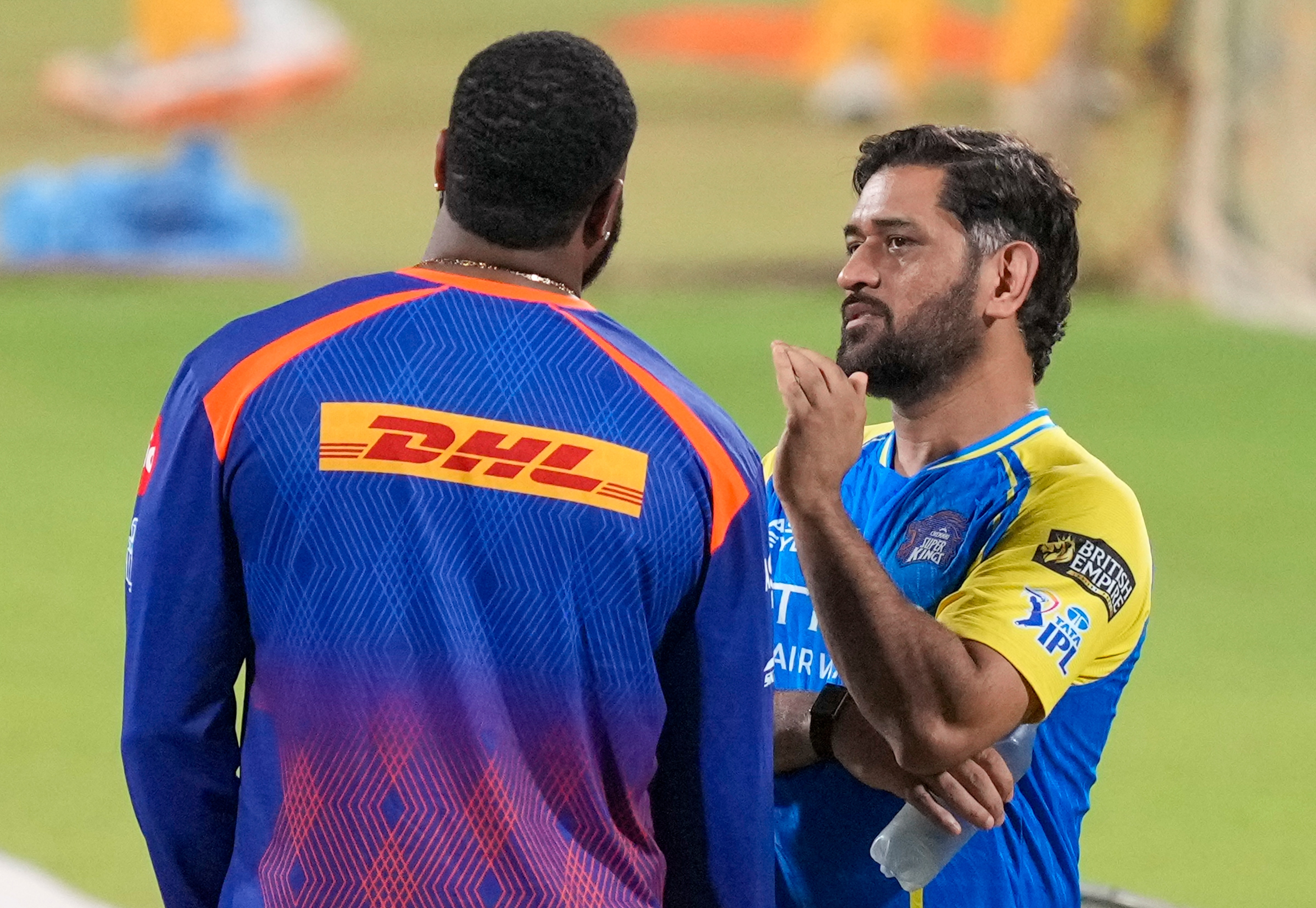 সোশ্যাল মিডিয়ায় ট্রেন্ডিং 'MS Dhoni Scam'