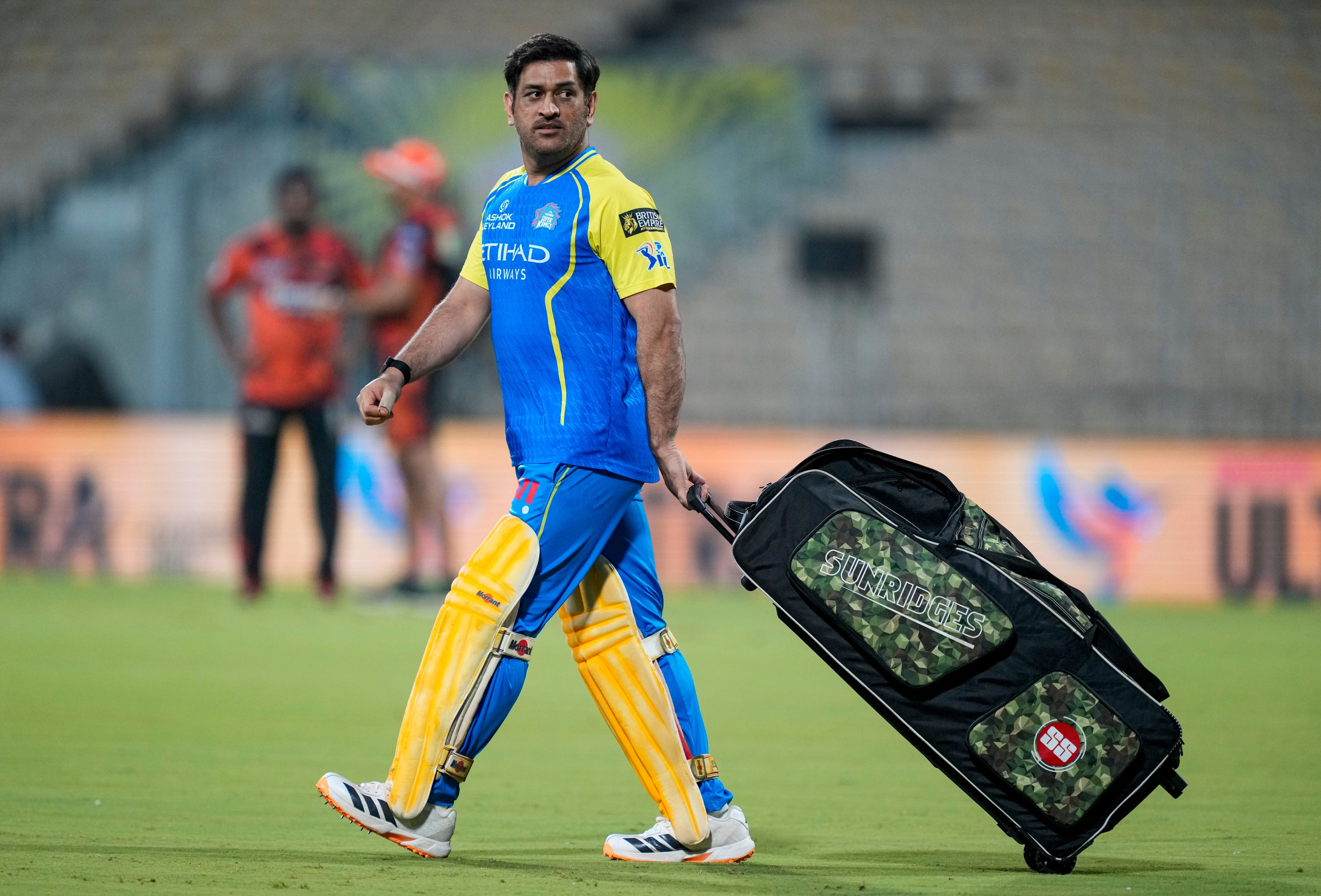  সমর্থকদের আবেগকে ব্যবহার করা হয়েছে
