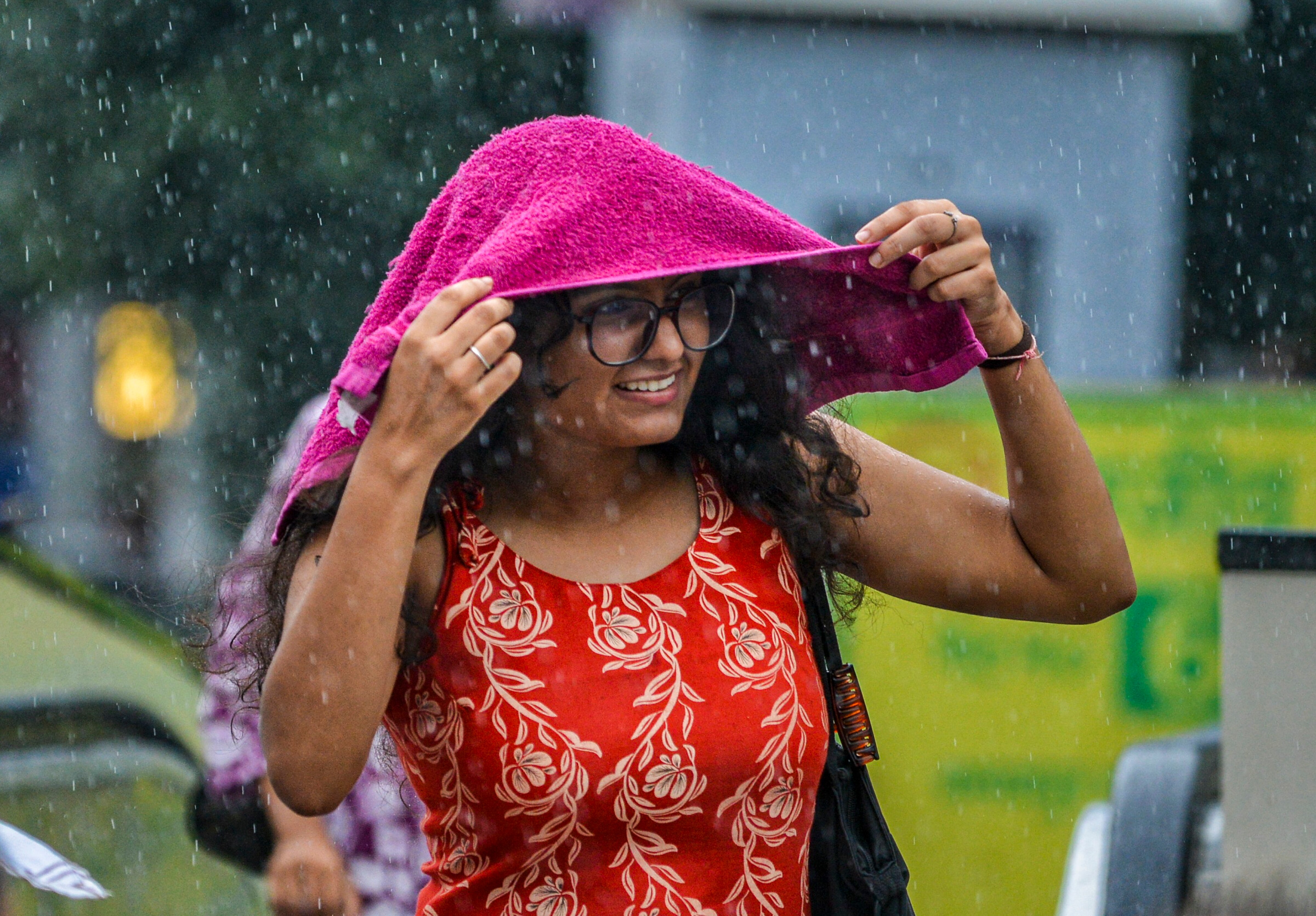  মৌসুমি বায়ুর অগ্রগতির পক্ষে অনুকূল পরিস্থিতি