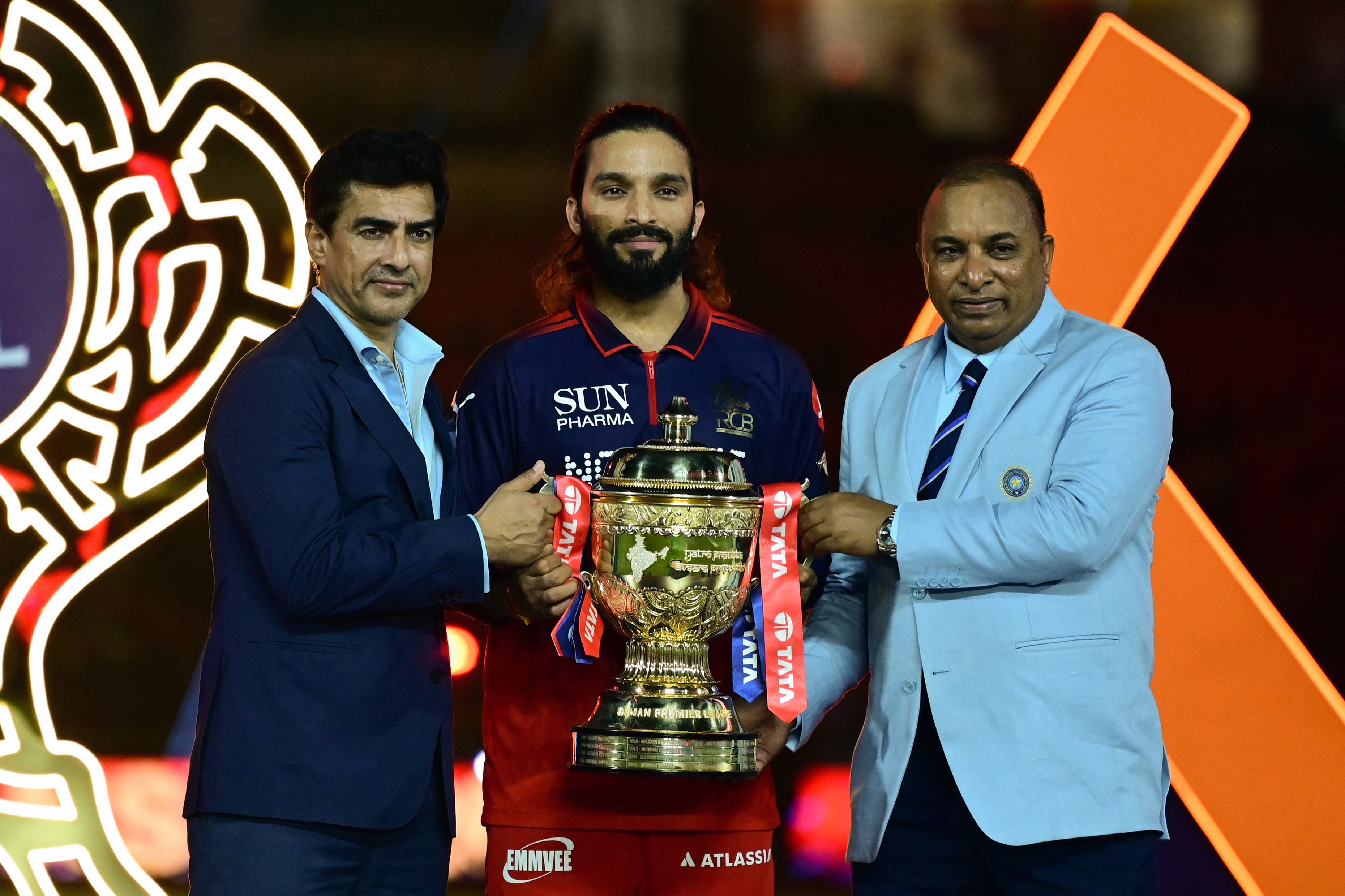 IPL-এর ইতিহাসে আরসিবি-র উত্থান IPL-এর ইতিহাসে আরসিবি-র উত্থান
