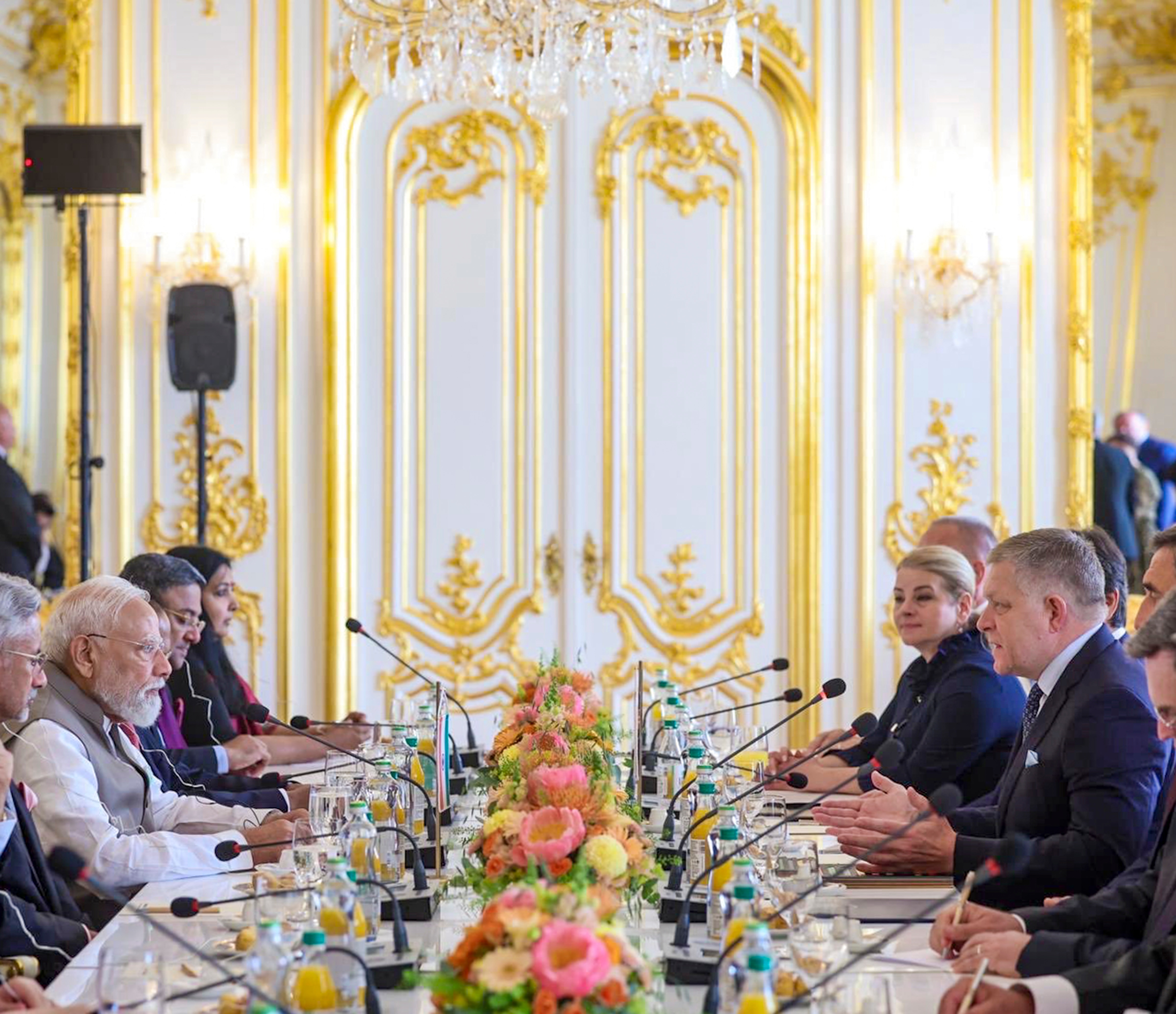 G7 Hot Mic Discussions 