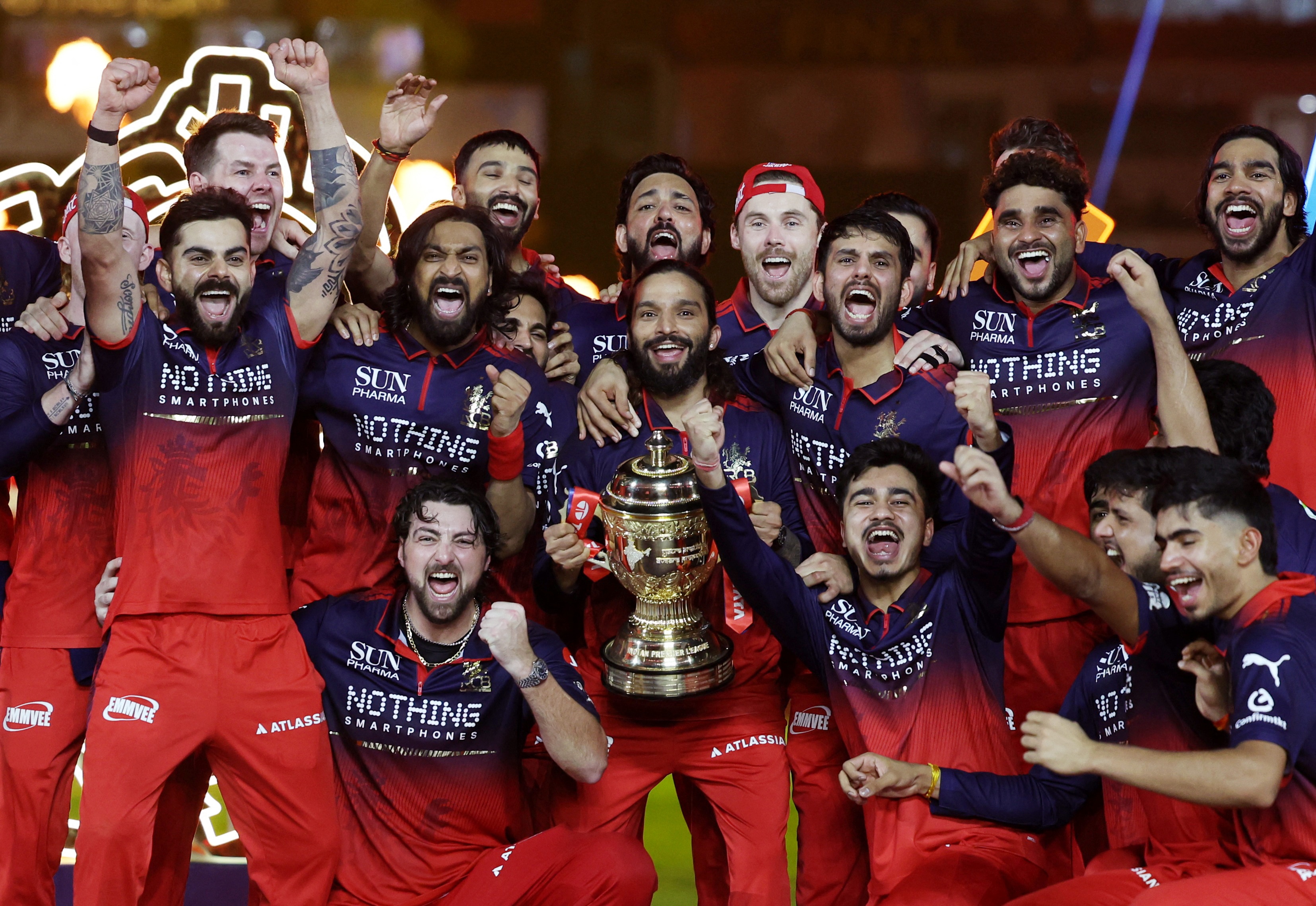 থমটির জন্য অপেক্ষা করতে হয়েছিল ১৮ বছর থমটির জন্য অপেক্ষা করতে হয়েছিল ১৮ বছর