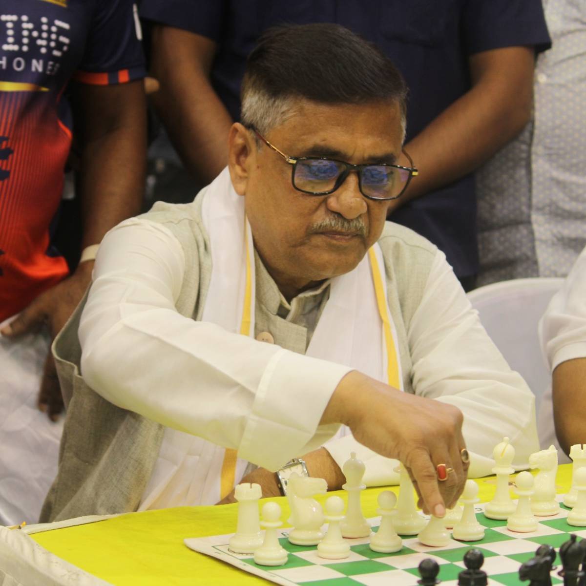 বাংলায় প্রথমবারের জন্য আয়োজিত হতে চলেছে চেস অলিপিম্পিয়াড। অন্তর্জাতিক চেস দিবস উপলক্ষ্যে আয়োজিত একদিবসীয় রেপিড চেস প্রতিযোগিতার আসর থেকে ঘোষণা করলেন ফিডে প্রশিক্ষক তথা বেঙ্গল চেস এসোসিয়েশনের সভাপতি অতনু লাহিড়ী। বাংলায় প্রথমবারের জন্য আয়োজিত হতে চলেছে চেস অলিপিম্পিয়াড। অন্তর্জাতিক চেস দিবস উপলক্ষ্যে আয়োজিত একদিবসীয় রেপিড চেস প্রতিযোগিতার আসর থেকে ঘোষণা করলেন ফিডে প্রশিক্ষক তথা বেঙ্গল চেস এসোসিয়েশনের সভাপতি অতনু লাহিড়ী।