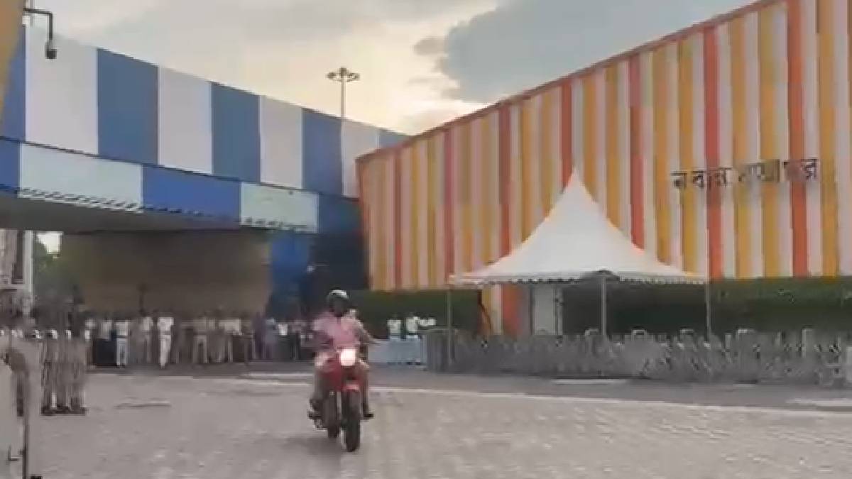 এই স্কোয়াডের জন্য ২১৩টি নতুন মোটরসাইকেল দেওয়া হচ্ছে মহিলা পুলিশদের