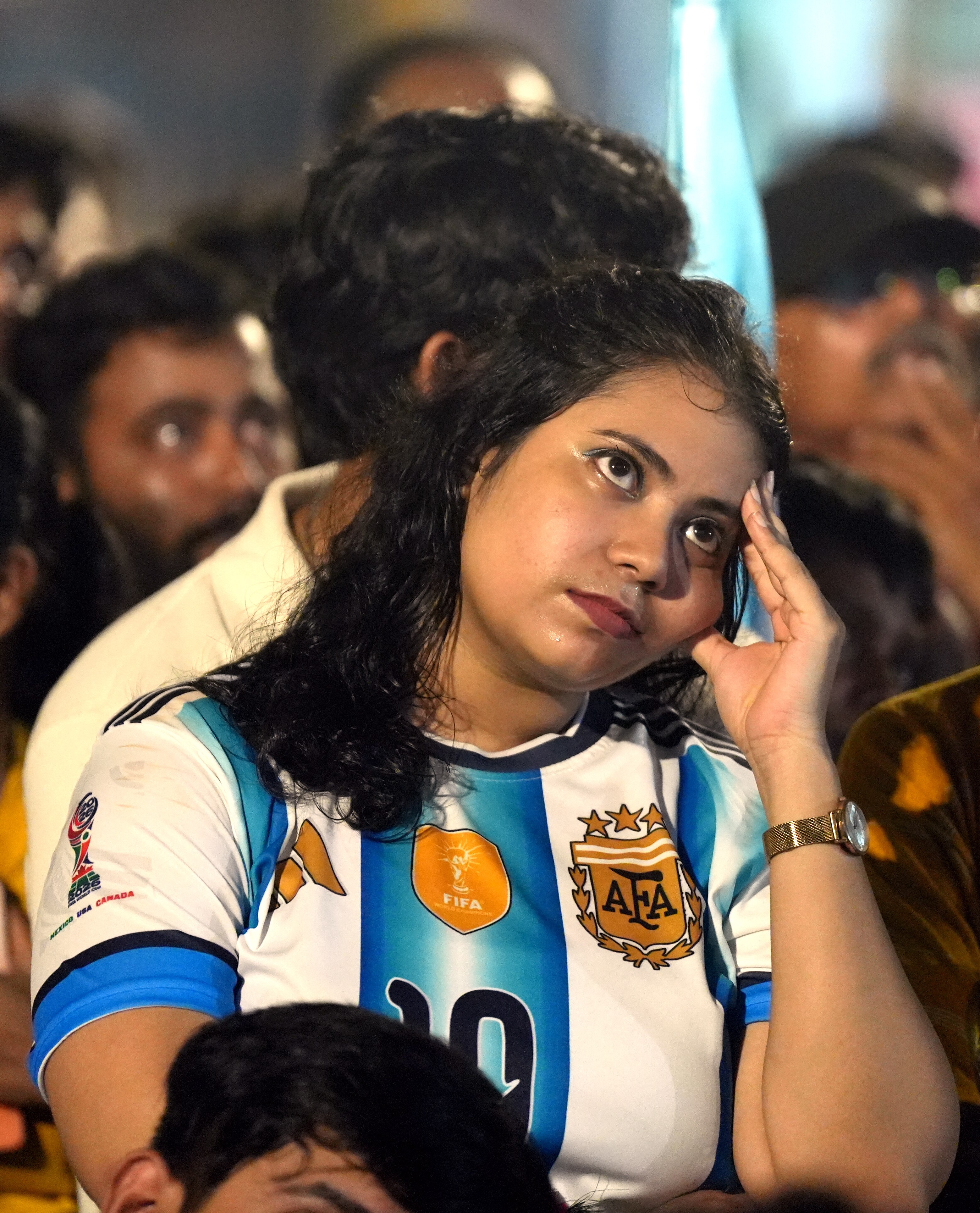মেসিকে এদিন প্রায় নিষ্প্রভই দেখিয়েছে মেসিকে এদিন প্রায় নিষ্প্রভই দেখিয়েছে