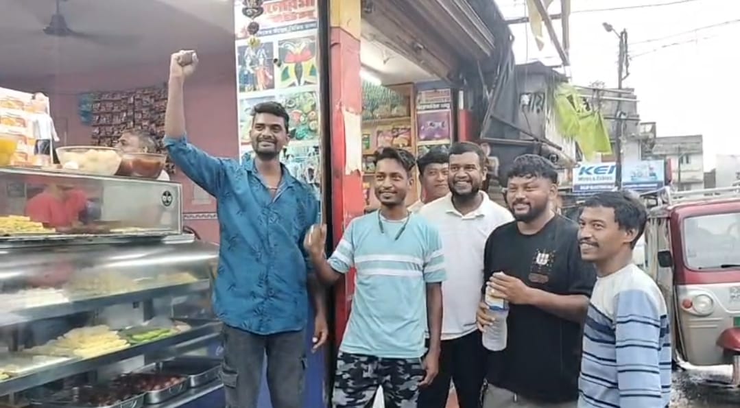 মিষ্টির এই শিল্পকর্ম