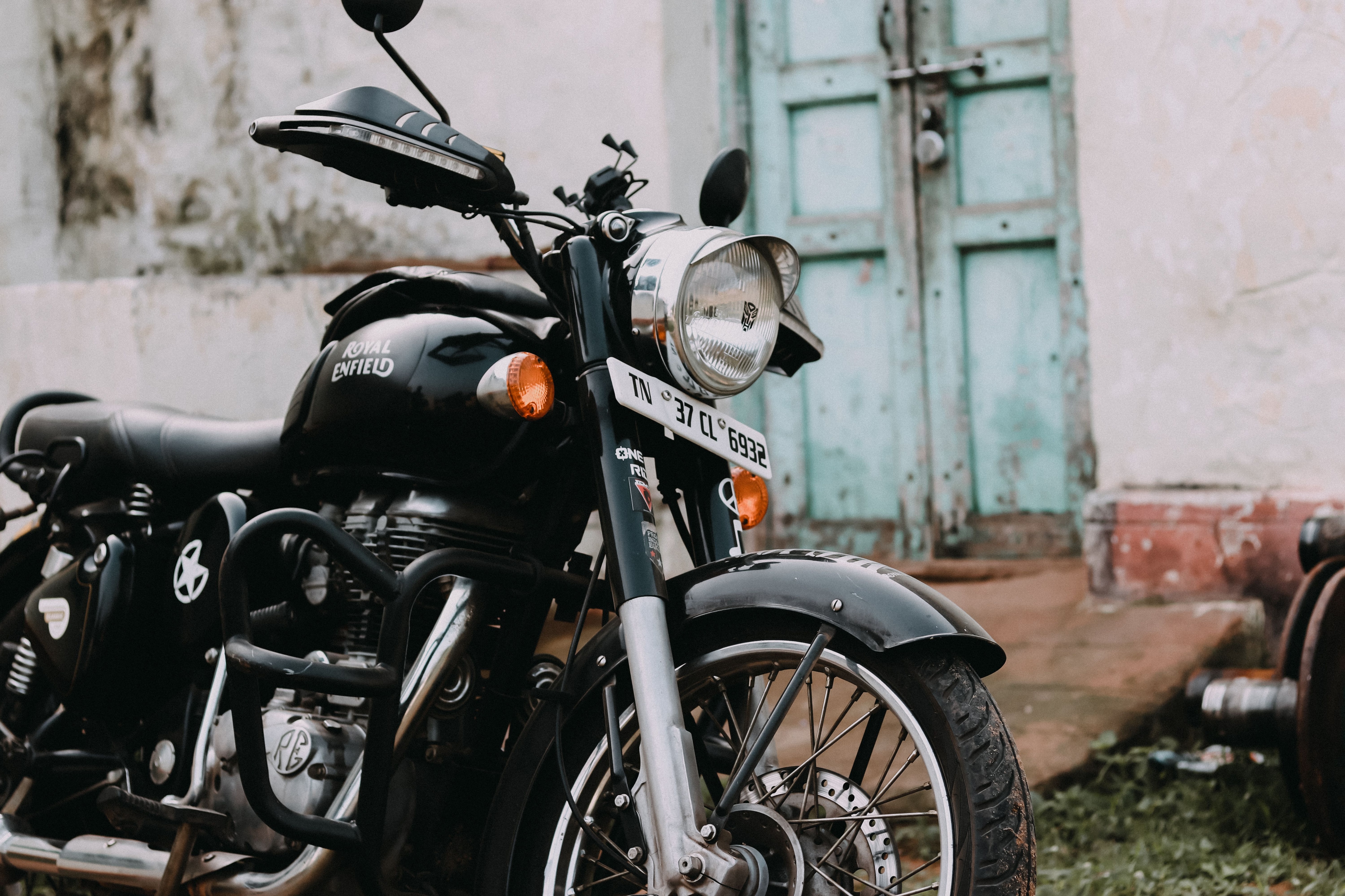 ভারতে জনপ্রিয় অ্যাড-অনগুলোর মধ্যে রয়েছে...