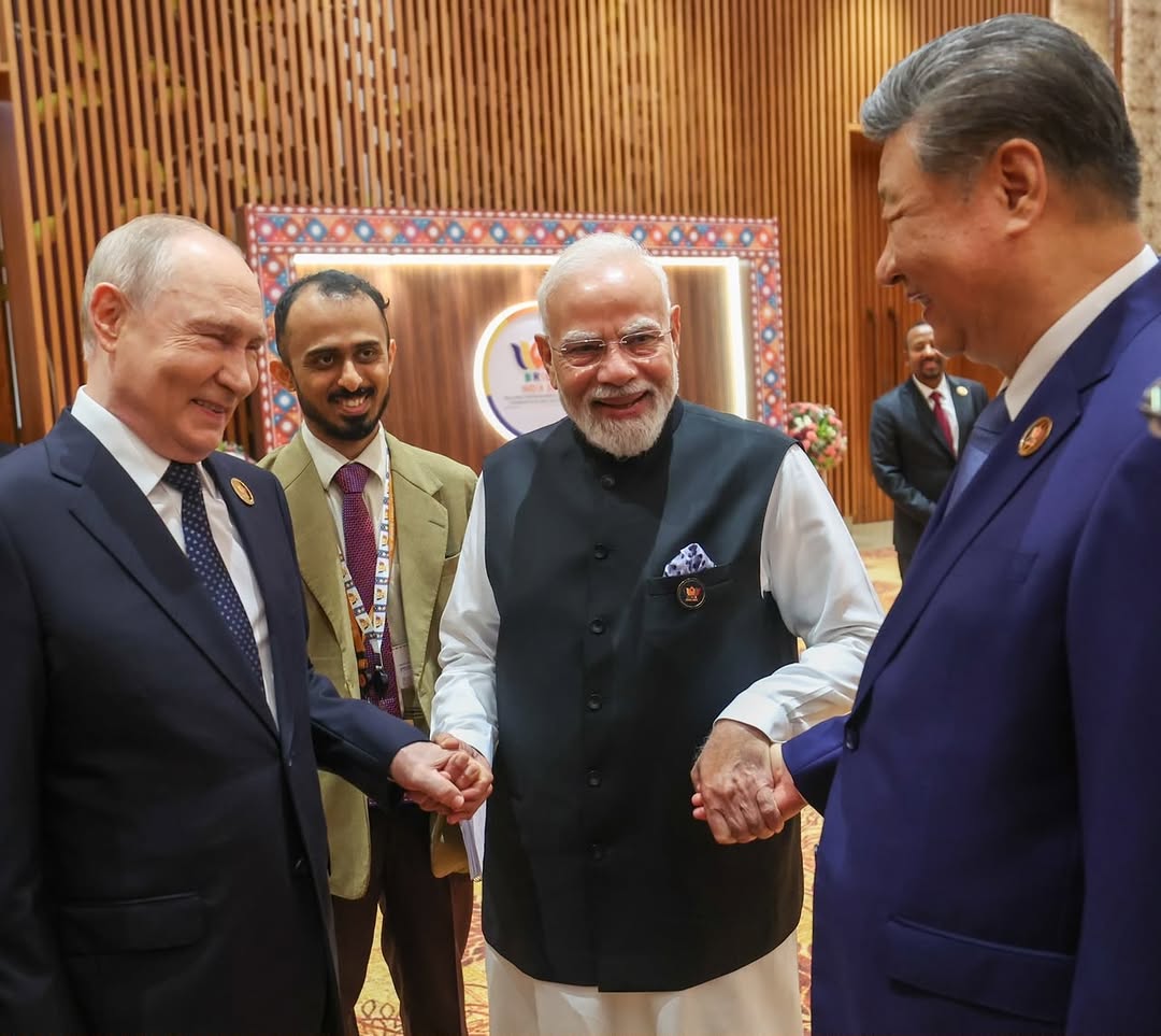 ট্রাম্পকে কড়া বার্তা ও ভবিষ্যতের শক্তি ট্রাম্পকে কড়া বার্তা ও ভবিষ্যতের শক্তি
