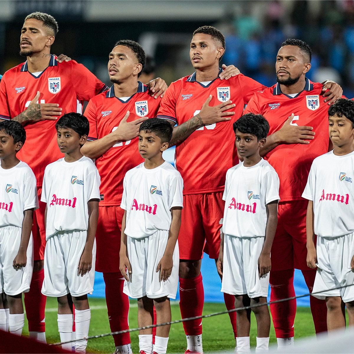 বেঙ্গালুরুর ট্র্যাফিক জ্যামে বিরক্ত পানামার কোচ বেঙ্গালুরুর ট্র্যাফিক জ্যামে বিরক্ত পানামার কোচ