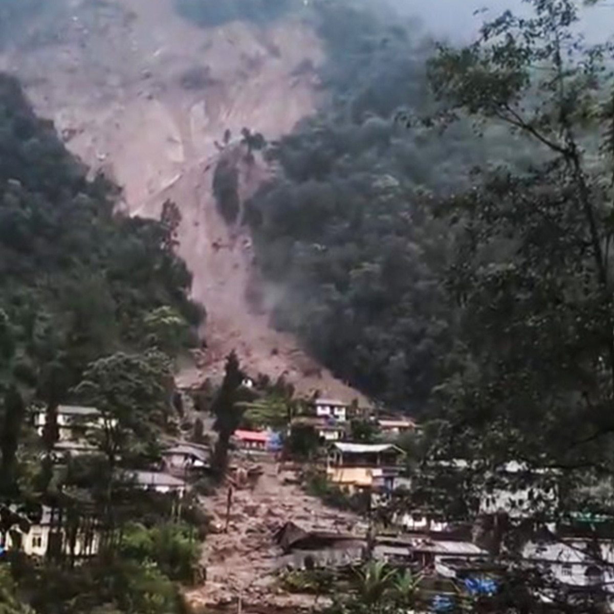 বাসিন্দাদের সতর্ক থাকার আবেদন