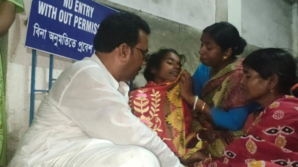পরিবারà§à¦° পাশৠদিলà§à¦ª যাদব