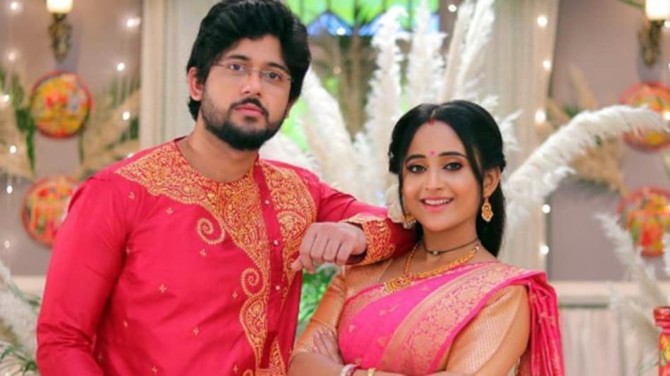 Mithai: একের পর এক সিরিয়াল তো আসছে কিন্তু মিঠাই এর মত কেউ নয়! আবার একবার সবার সেরা চরিত্র প্রমাণিত হলো মিঠাই, জুটলো সেরার অ্যাওয়ার্ড! আনন্দ থামছে না ভক্তদের 2 TRP: অনেকটাই কমল 'মিঠাই'-র নম্বর! শীর্ষ স্থানে রয়েছে তো 'মোদক' পরিবার? - trp list 41st week mithai remains topper jamuna dhaki uma Korunamoyee Rani Rasmoni Uttor Porbo in top four see barc