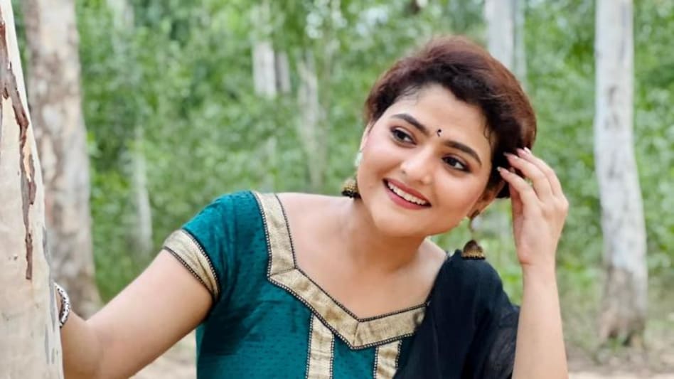 Aindrila Sharma : বেড়েছে ইনফেকশন, মস্তিষ্কে ব্লাড ক্লট; ঐন্দ্রিলাকে নিয়ে চিন্তিত ডাক্তাররা - aindrila sharma health latest update ekhon kemon achen aindrila sabyasachi chowdhury ...