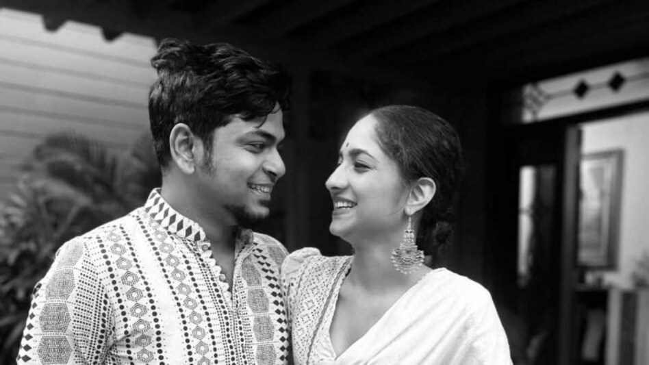 Durnibar, Oindrila দুর্নিবার সাহা ও ঐন্দ্রিলা সেন (ছবি: ফেসবুক)