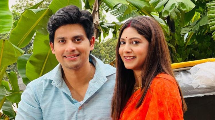 Horogouri Pice Hotel: বাস্তবে কতটা রসায়ন জমে উঠেছে শঙ্কর ও ঐশানীর? Exclusive আড্ডায় রাহুল- শুভস্মিতা - Television - Aaj Tak Bangla