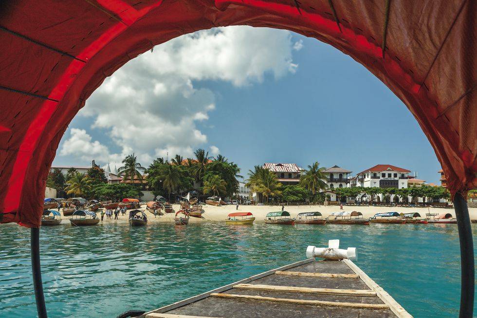 https://akm-img-a-in.tosshub.com/lingo/brt/images/photo_gallery/201908/hbz-best-honeymoon-destinations-2019-zanzibar-gettyimages-961057244-1550014202_080919040617.jpg