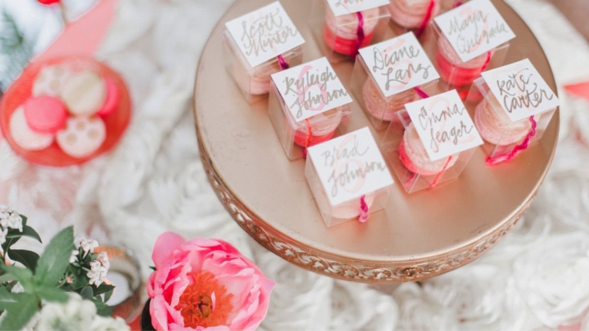 Make For A Sweet Treat With These Edible Wedding Favours