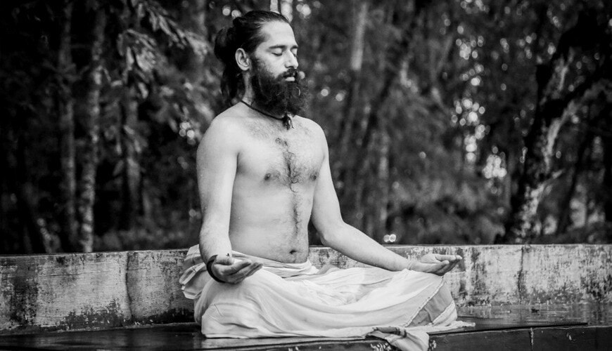 https://akm-img-a-in.tosshub.com/lingo/brt/images/photo_gallery/202004/bhastrika-pranayam_042420074353.jpeg