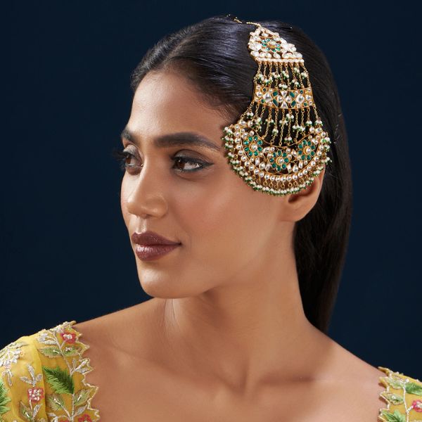 https://akm-img-a-in.tosshub.com/lingo/brt/images/photo_gallery/202507/turquoise_jewels_wishlist_gold_plated_kundan_polki_semi-precious_stone_pasa_286.jpg